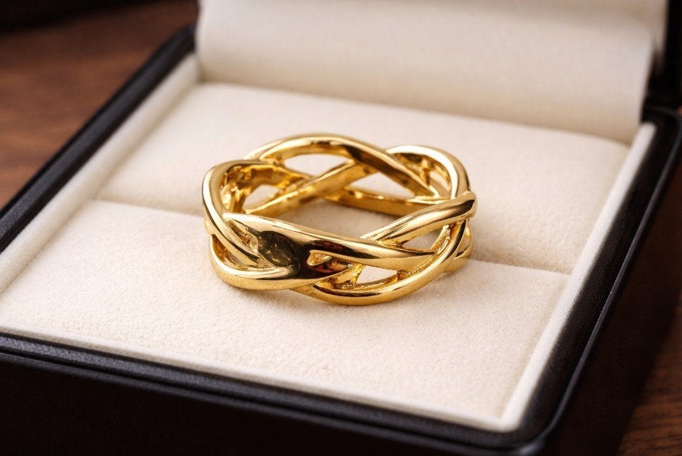 Gouden hollow ring maat 17mm, Overige materialen, Ut, Nieuw, Ophalen of Verzenden