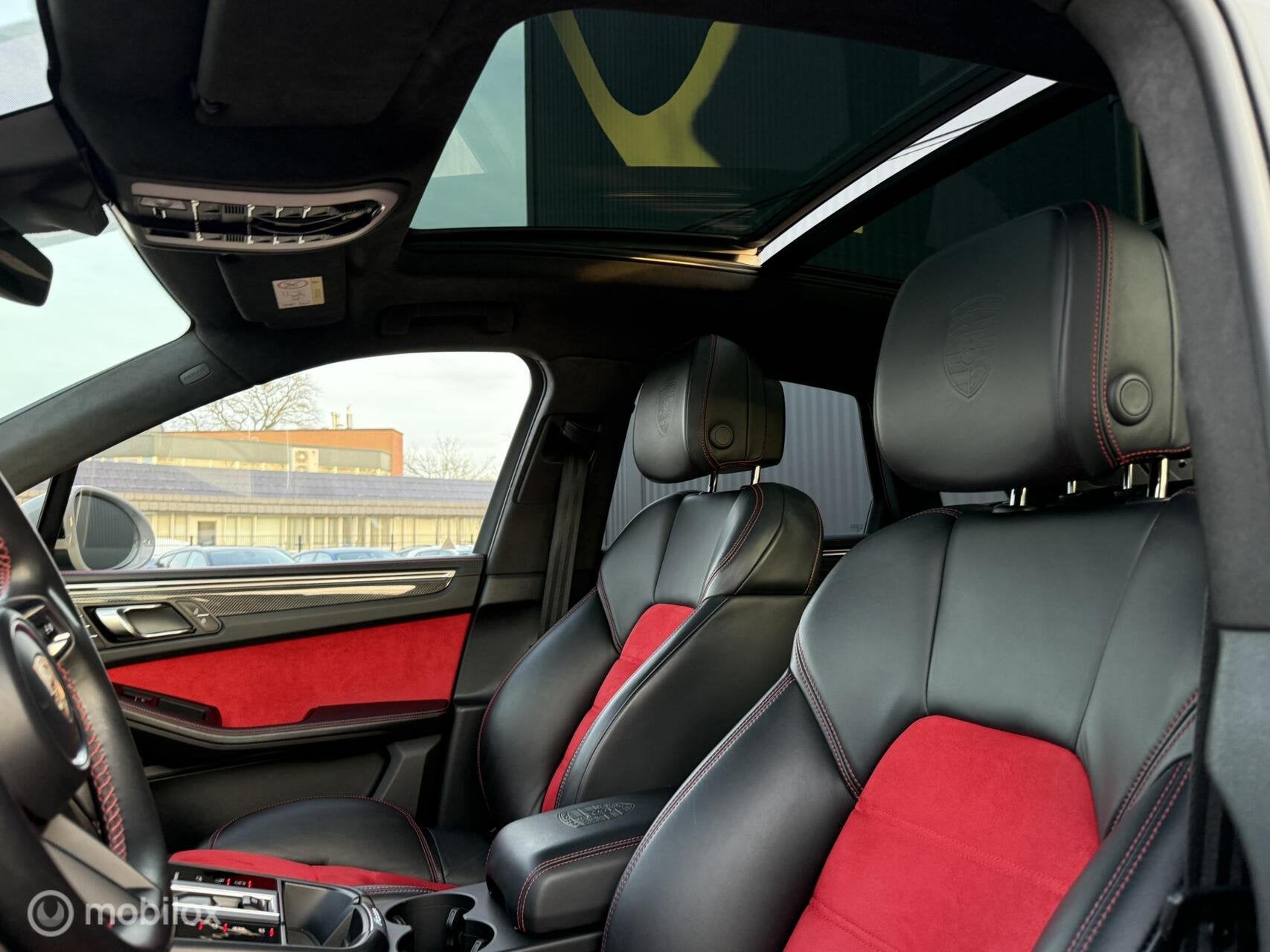 Foto 8 van Porsche Macan 2.9 GTS | Sport Chrono | Pano | Luchtvering