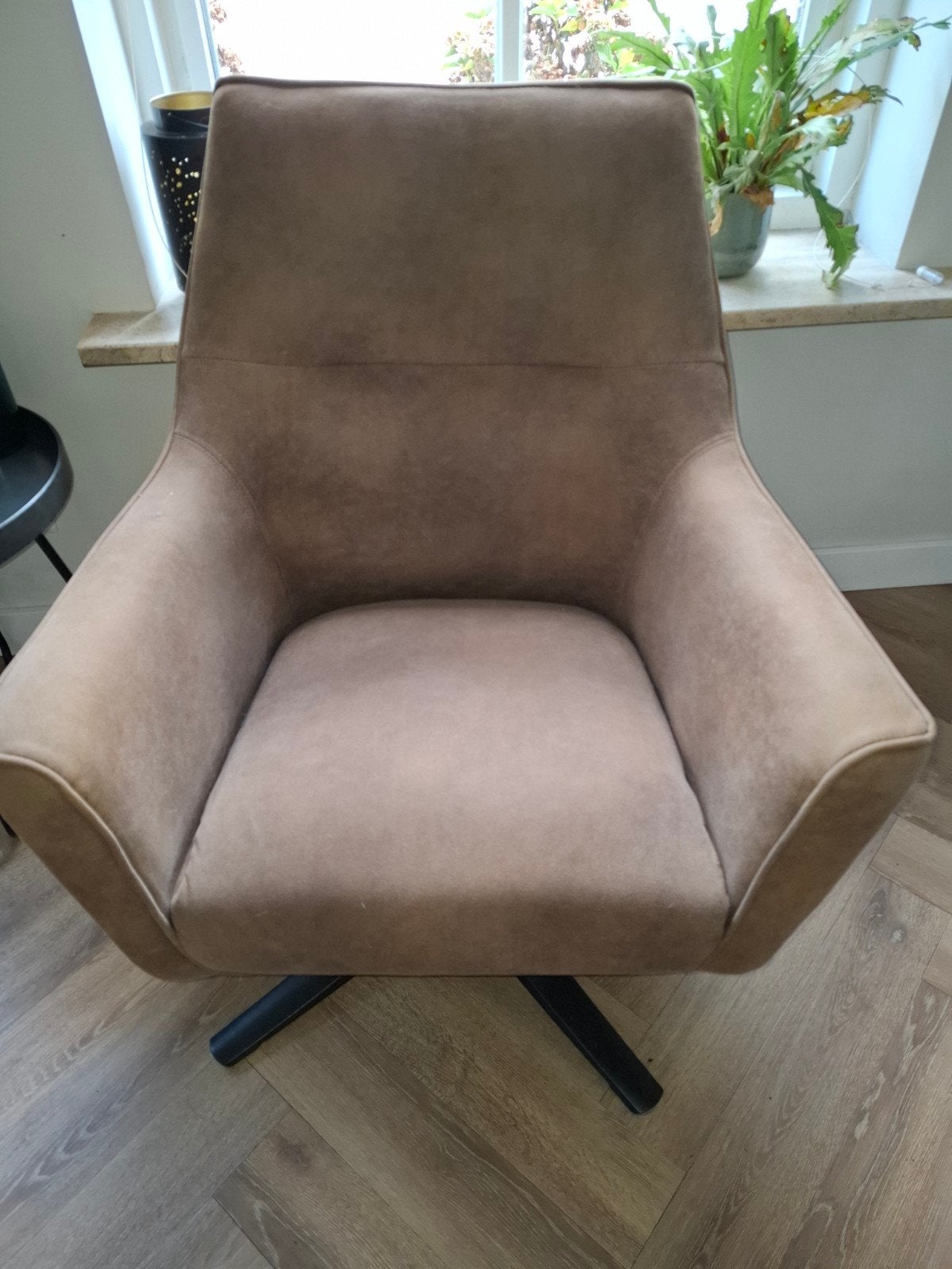 GRATIS: Comfortabele draaibare fauteuils 2x - Bruin stof, Ophalen, Modern, Comfortabel, Gebruikt, Twee