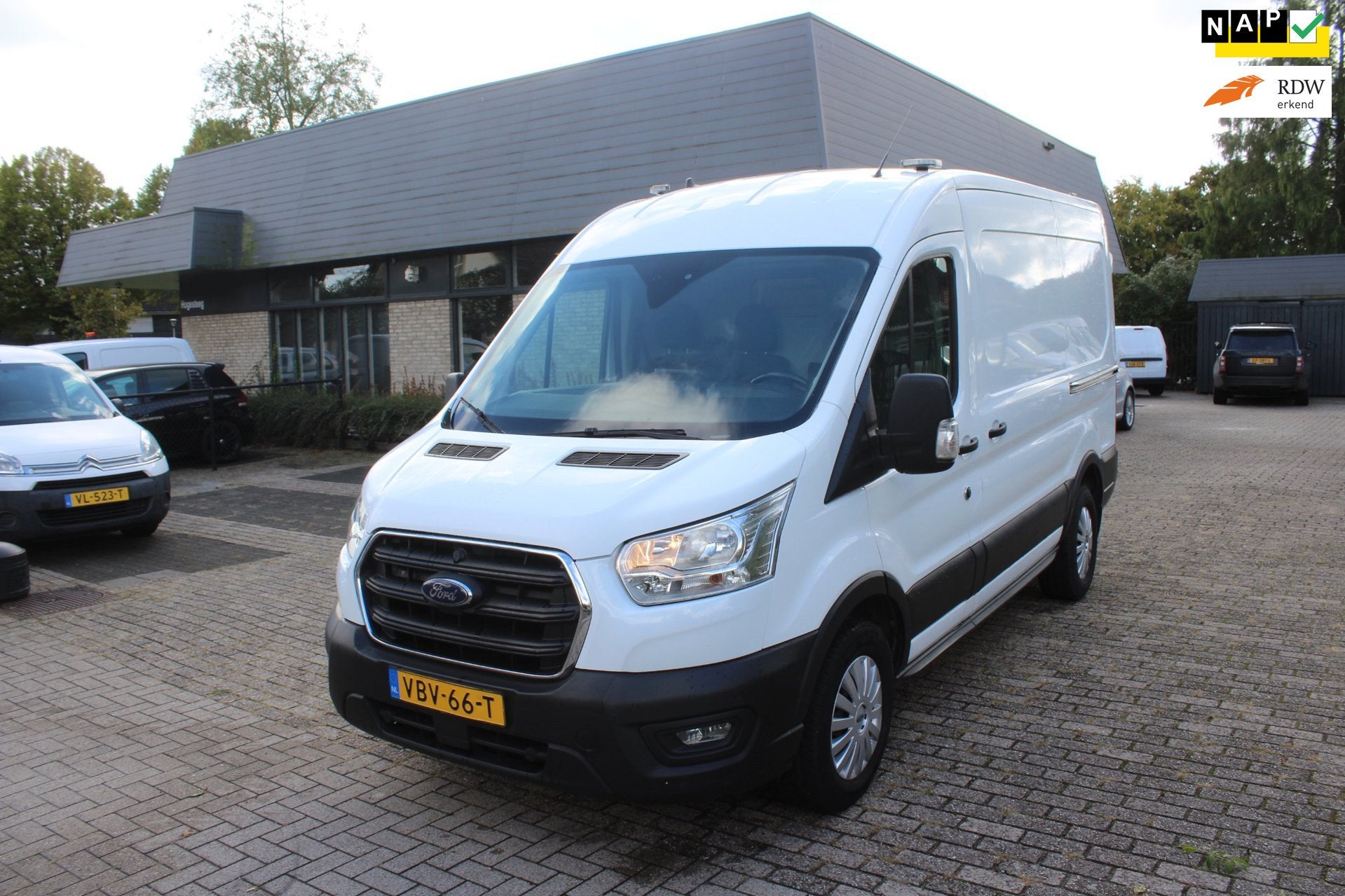 Ford Transit 350 2.0 TDCI L2H2 Trend 2 x schuifdeur, Auto's, Voorwielaandrijving, 15 km/l, 4 cilinders, 2192 kg