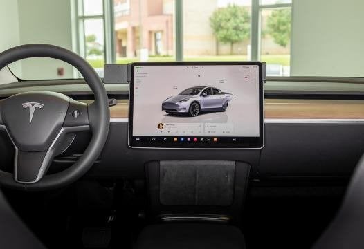 Foto 7 van Brodit draadloze oplader voor Tesla Model Y