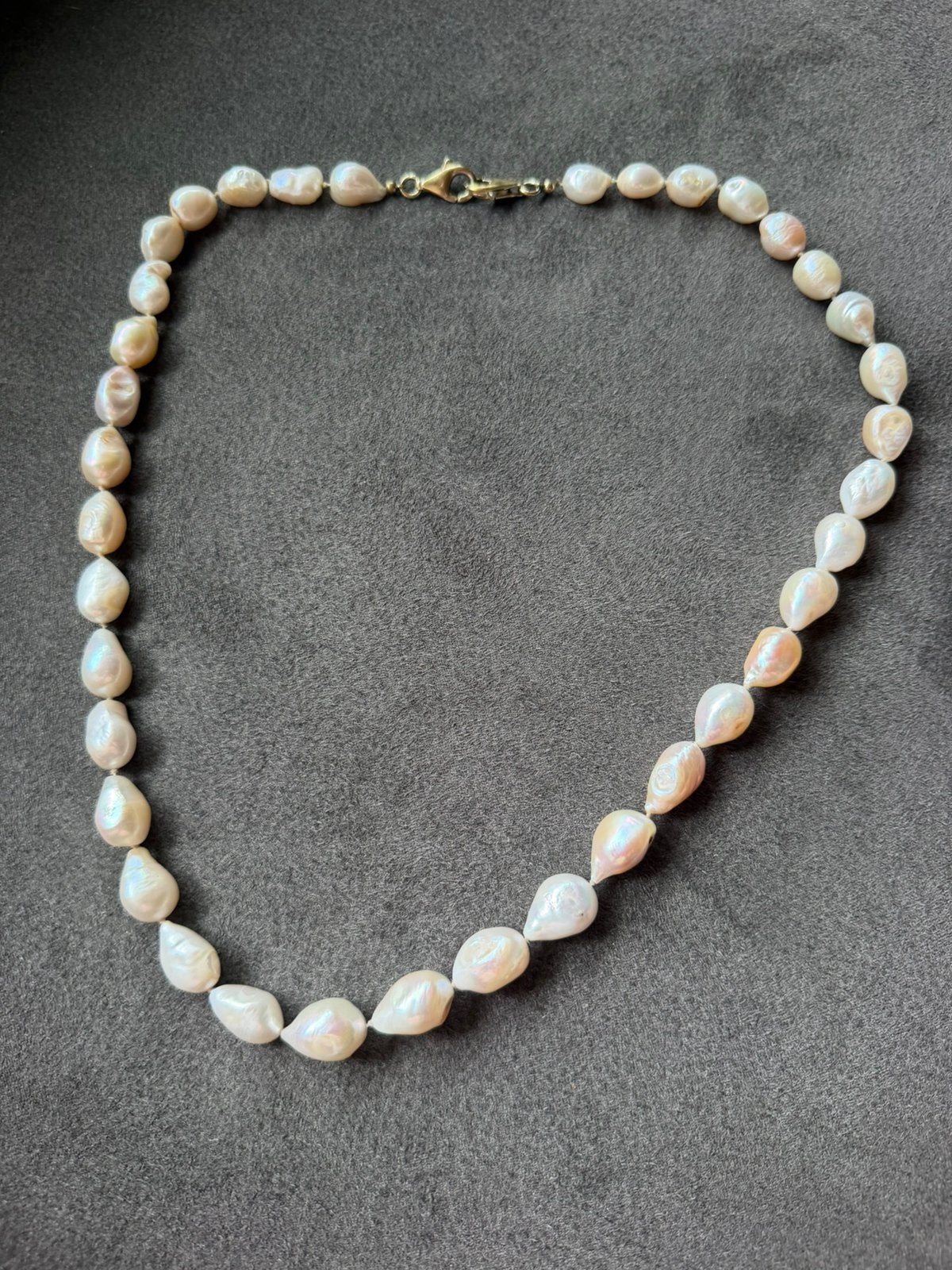 Zeer mooie echte parel ketting in zilver / goud, Ophalen of Verzenden, Zo goed als nieuw