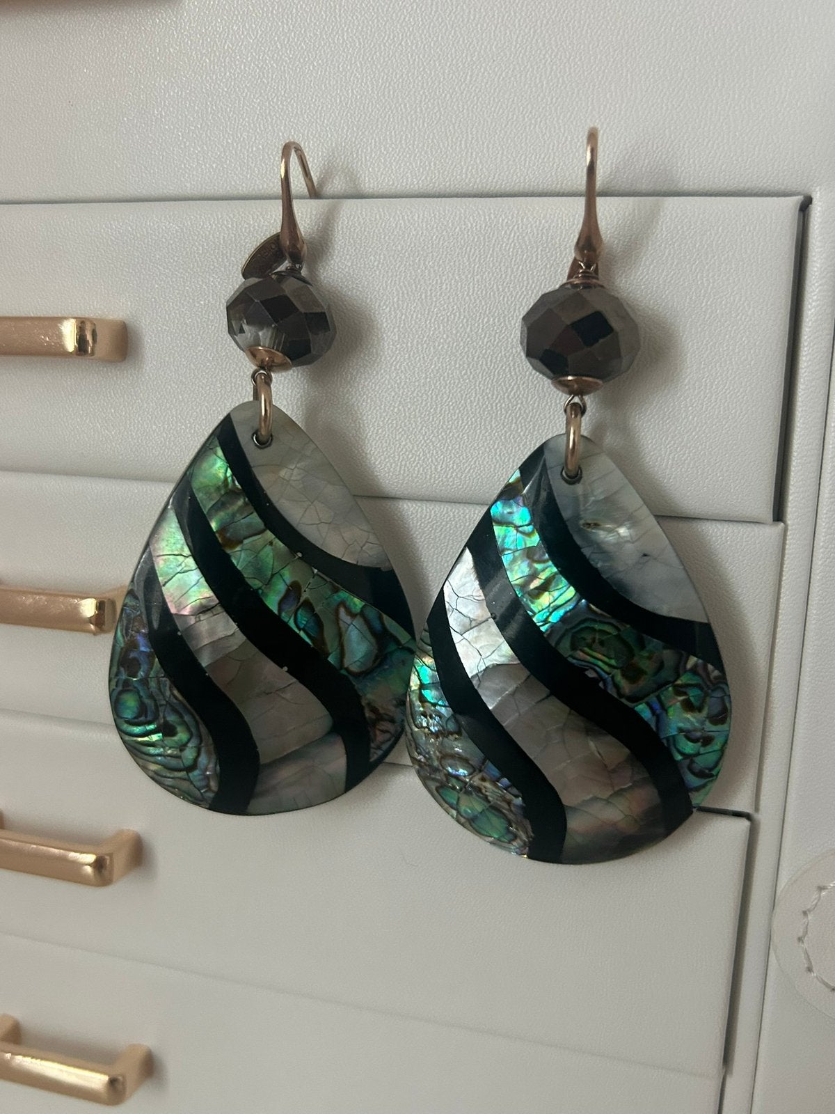 Lott Gioelli Schelp Oorbellen, Sieraden, Tassen en Uiterlijk, Oorbellen, Ophalen of Verzenden, Zo goed als nieuw, Overige materialen