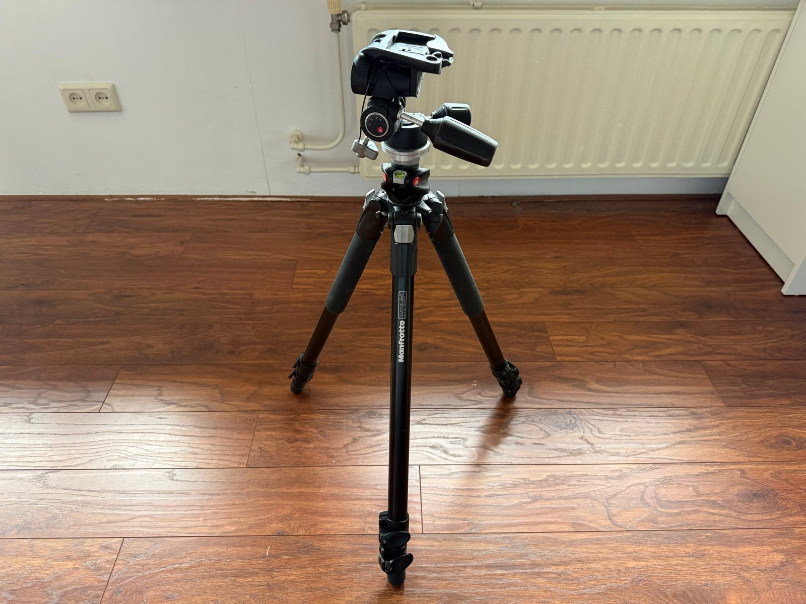 Manfrotto 055XPROB Statief met waterpas, Manfrotto, Statief, Ophalen, Nieuw