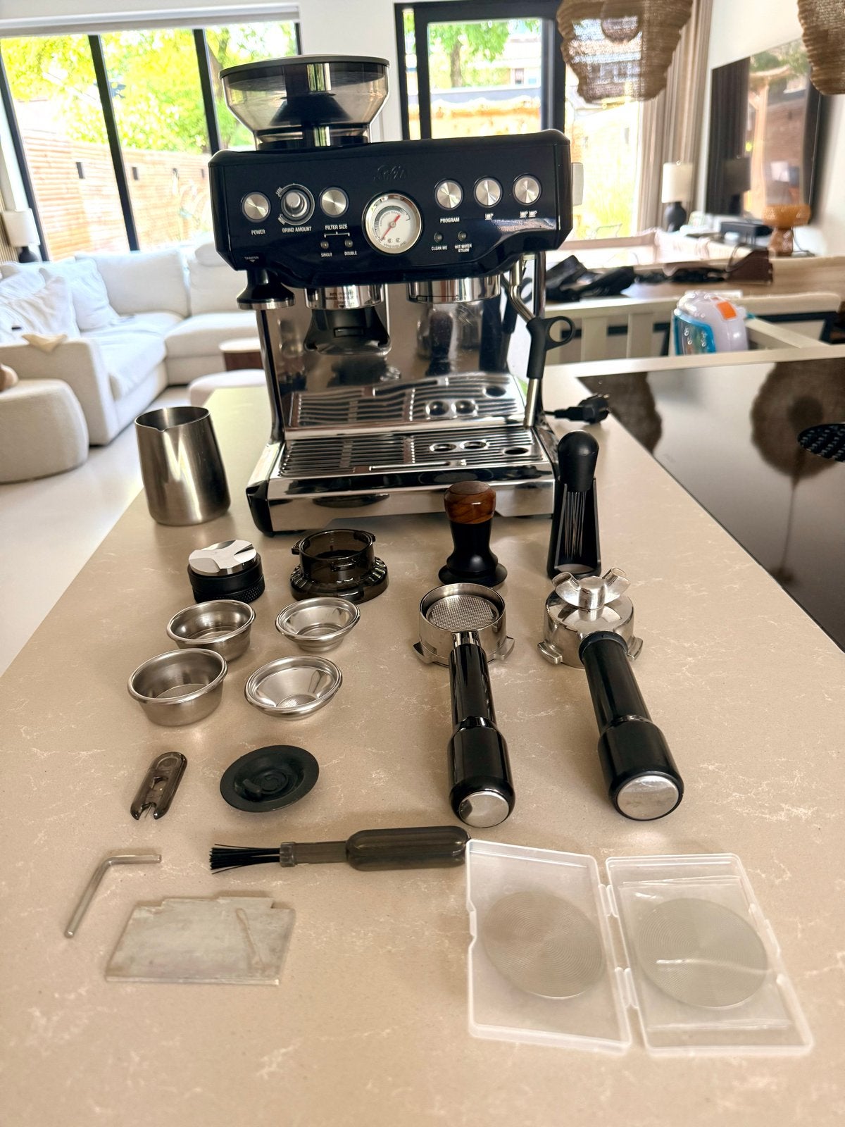 Solis Grind Infuse Pro - Solis / Sage Espressomachine, Espresso apparaat, Zo goed als nieuw, 2 tot 4 kopjes, Afneembaar waterreservoir