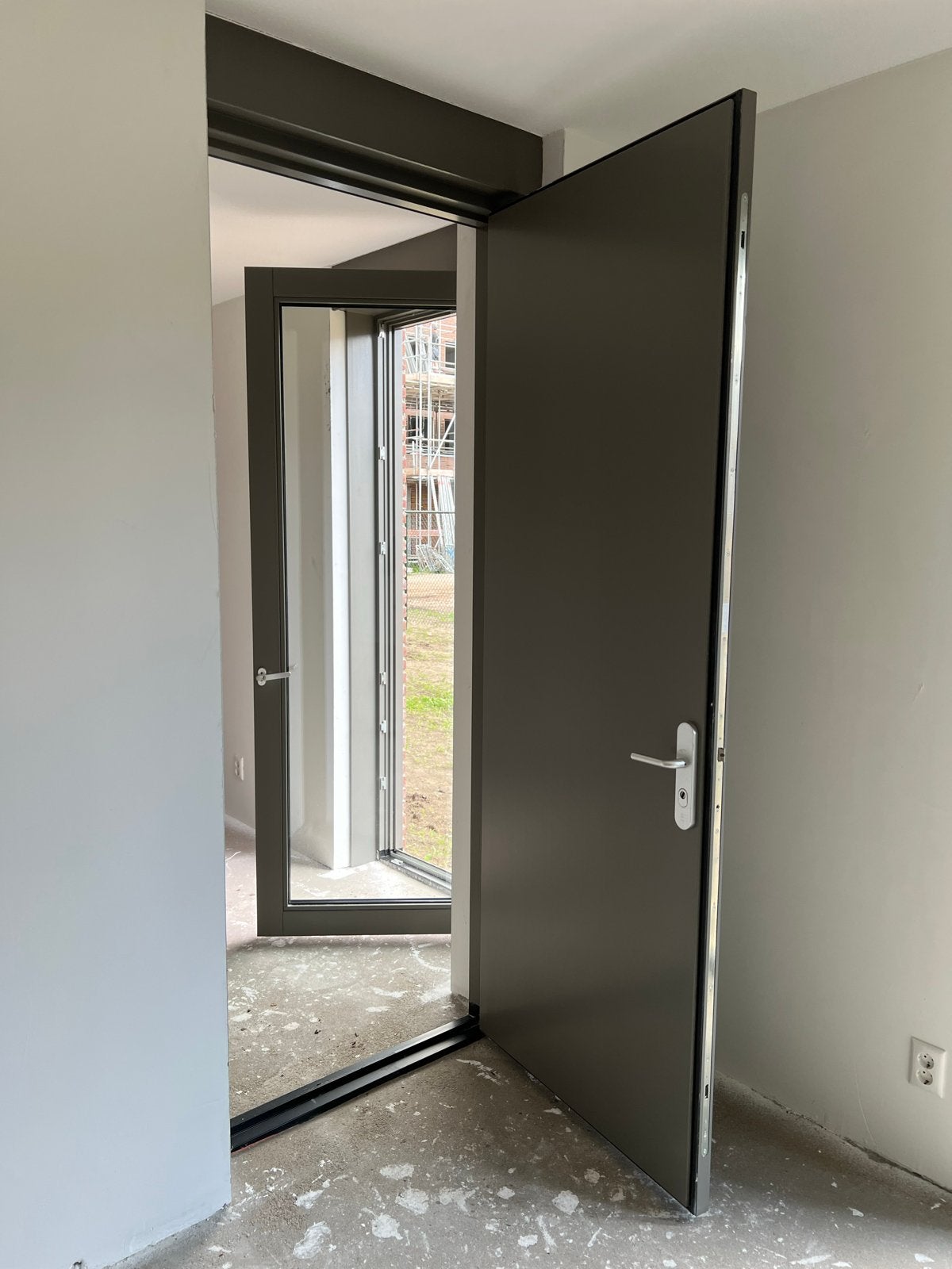 Moderne buitendeur locatie Tilburg, Ophalen, 80 tot 100 cm, 215 cm of meer, Nieuw