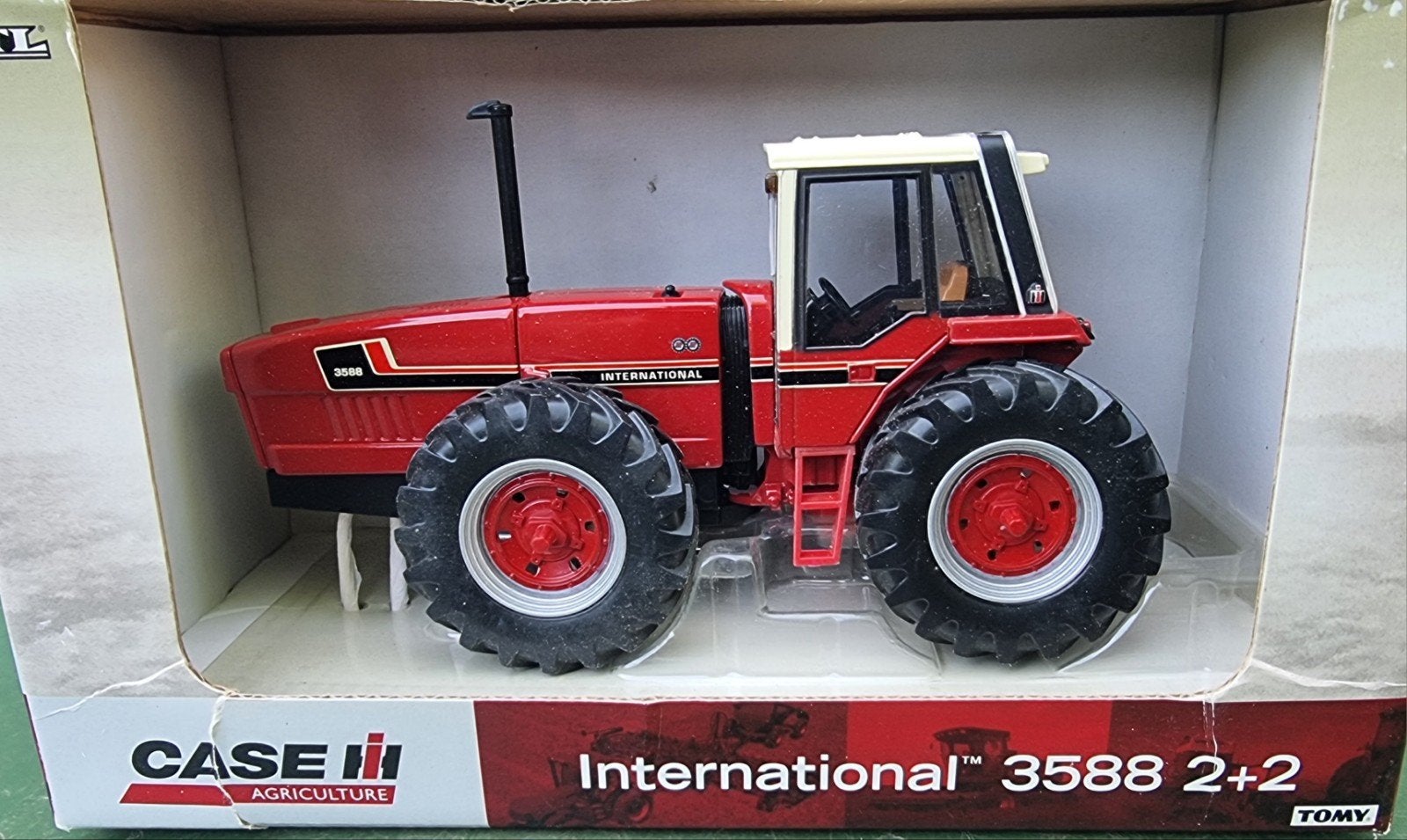 Case International. 3588 2+2  Van Ertl  ( Snoopy), Ophalen of Verzenden, Nieuw, Tractor of Landbouw, ERTL