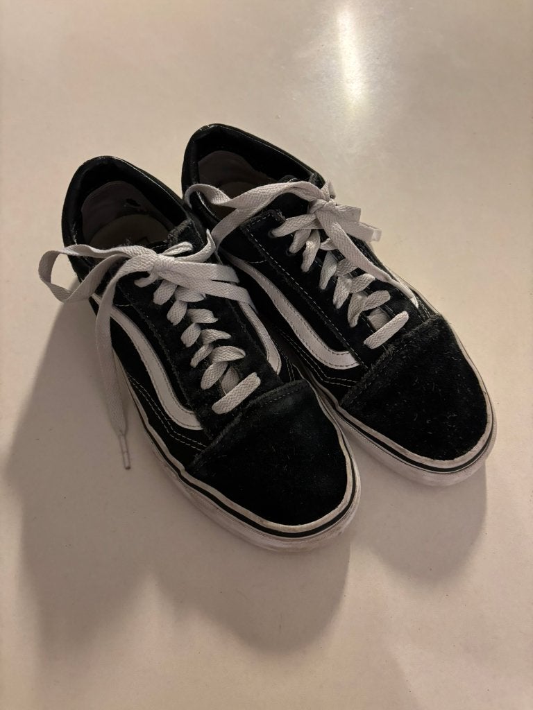 Zwarte vans old skool sneakers maat 37 suede zwart wit!, Zwart, Ophalen of Verzenden, Vans, Sneakers of Gympen