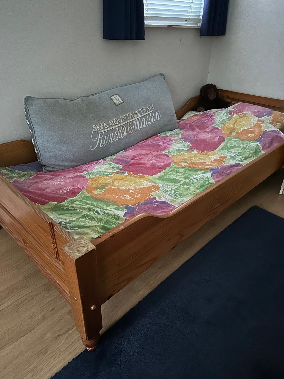 Ledikant met plankenbodem zonder matras 210x100x40cm (lxbxh), Ophalen, Zo goed als nieuw, Eenpersoons, Hout