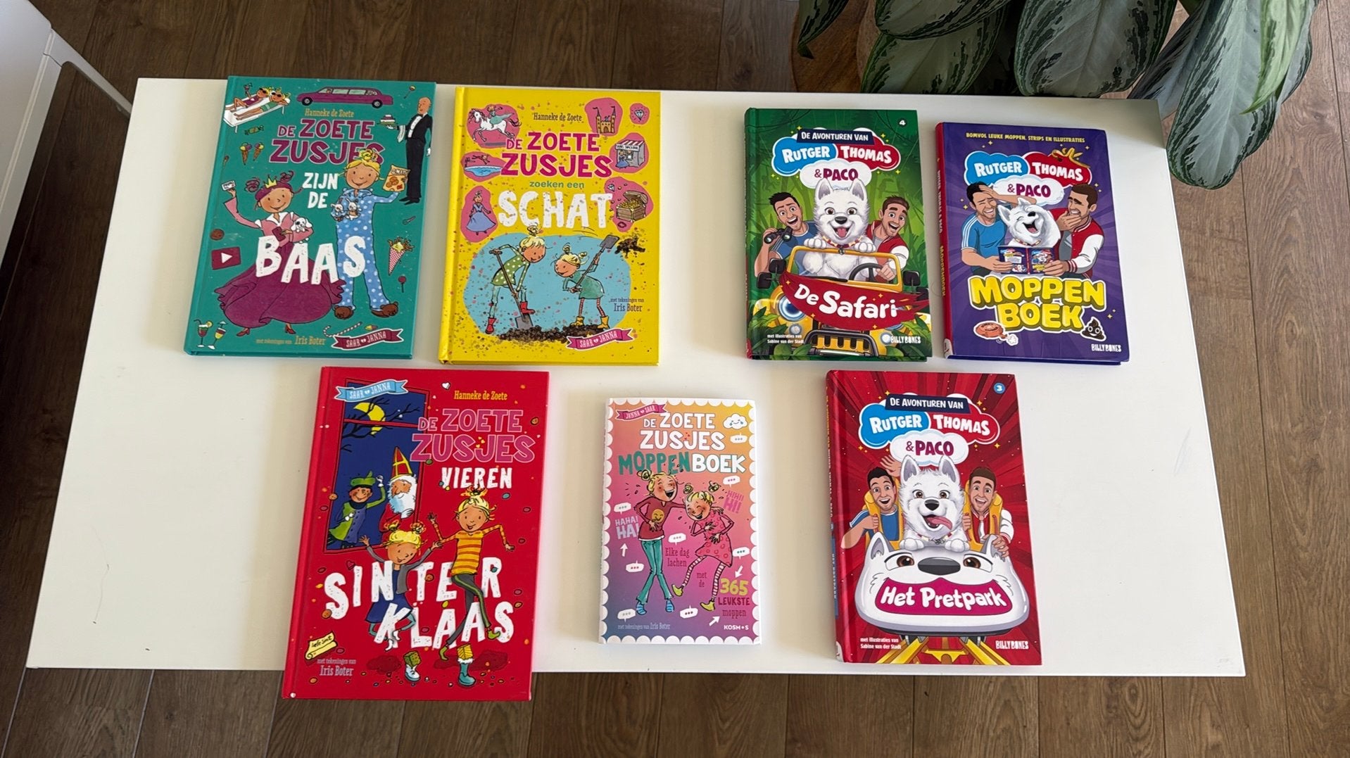 7 kinderboeken: De Zoete Zusjes en Rutger Thomas & Paco, Ophalen of Verzenden, Zo goed als nieuw, Fictie algemeen
