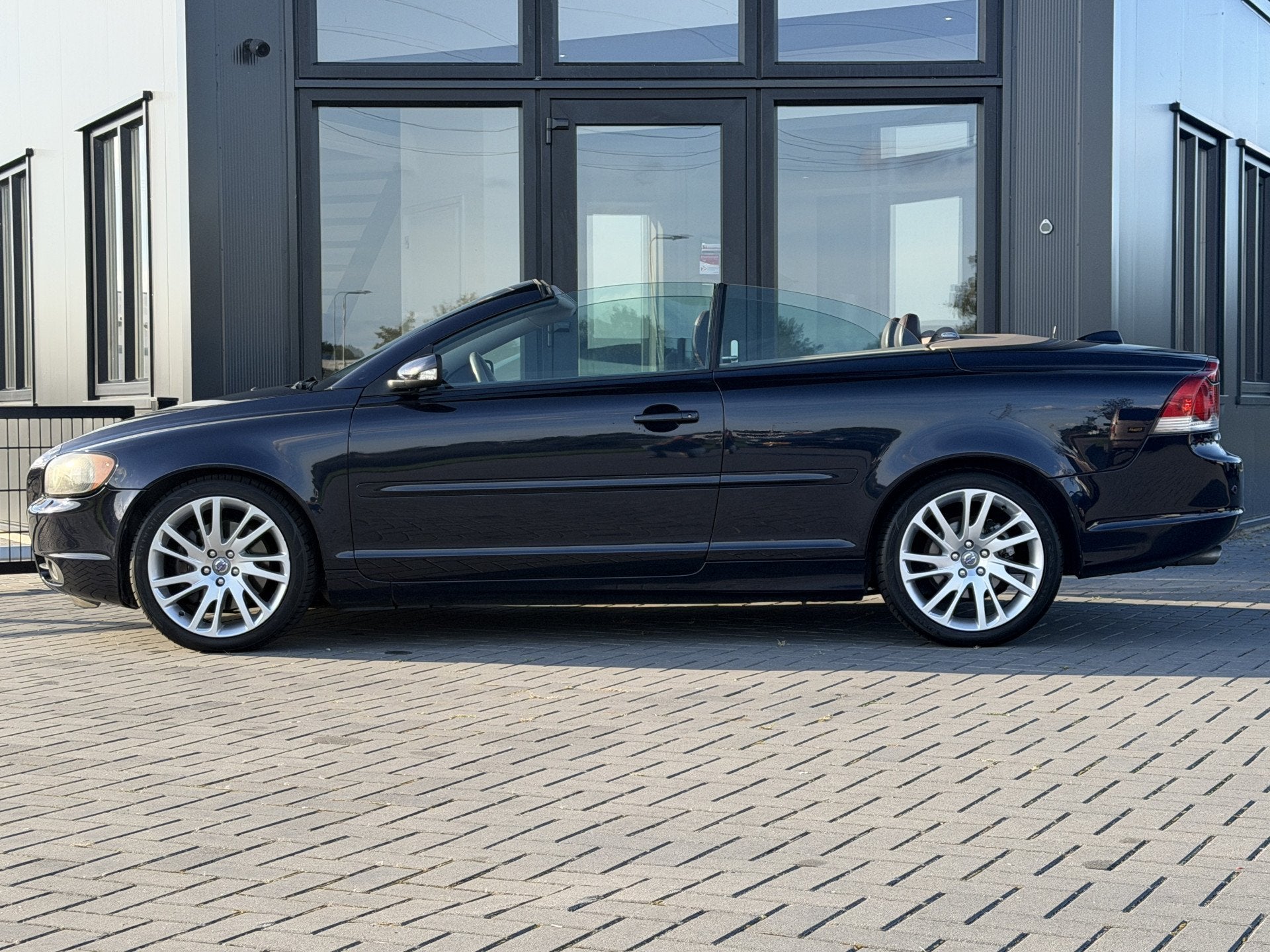 Volvo C70 Convertible 2.5 T5 Summum Clima | Leer | PDC | Nwe, Auto's, C70, Gebruikt, 2521 cc, 1626 kg