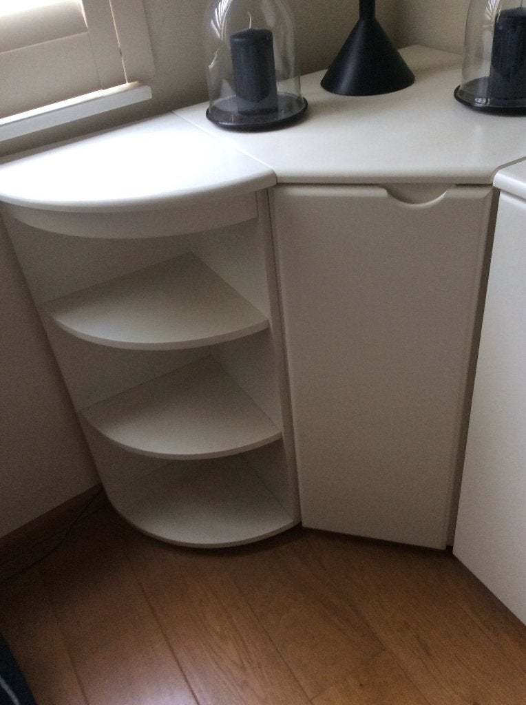 Wit slaapkamer hoekkast en open hoekkast., Ophalen, Gebruikt