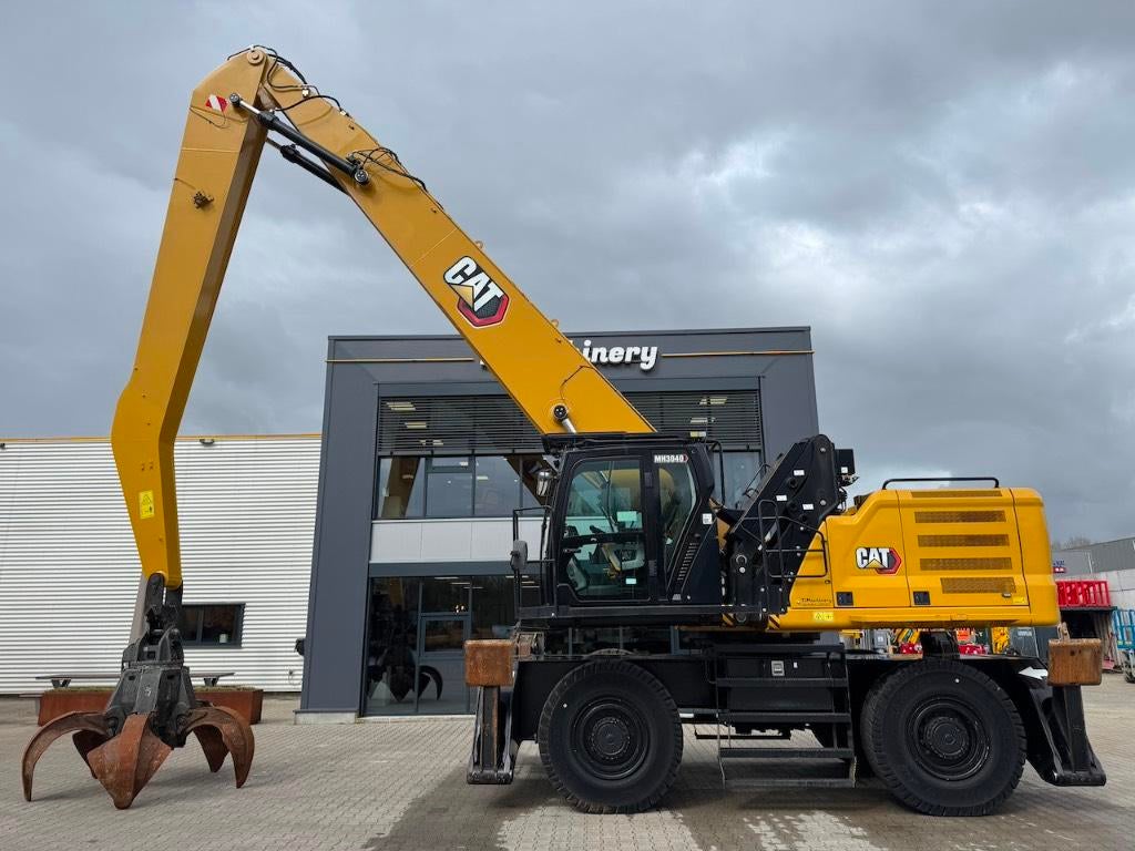 Cat MH3040 (bj 2021), Zakelijke goederen, Machines en Bouw | Kranen en Graafmachines, Kraan