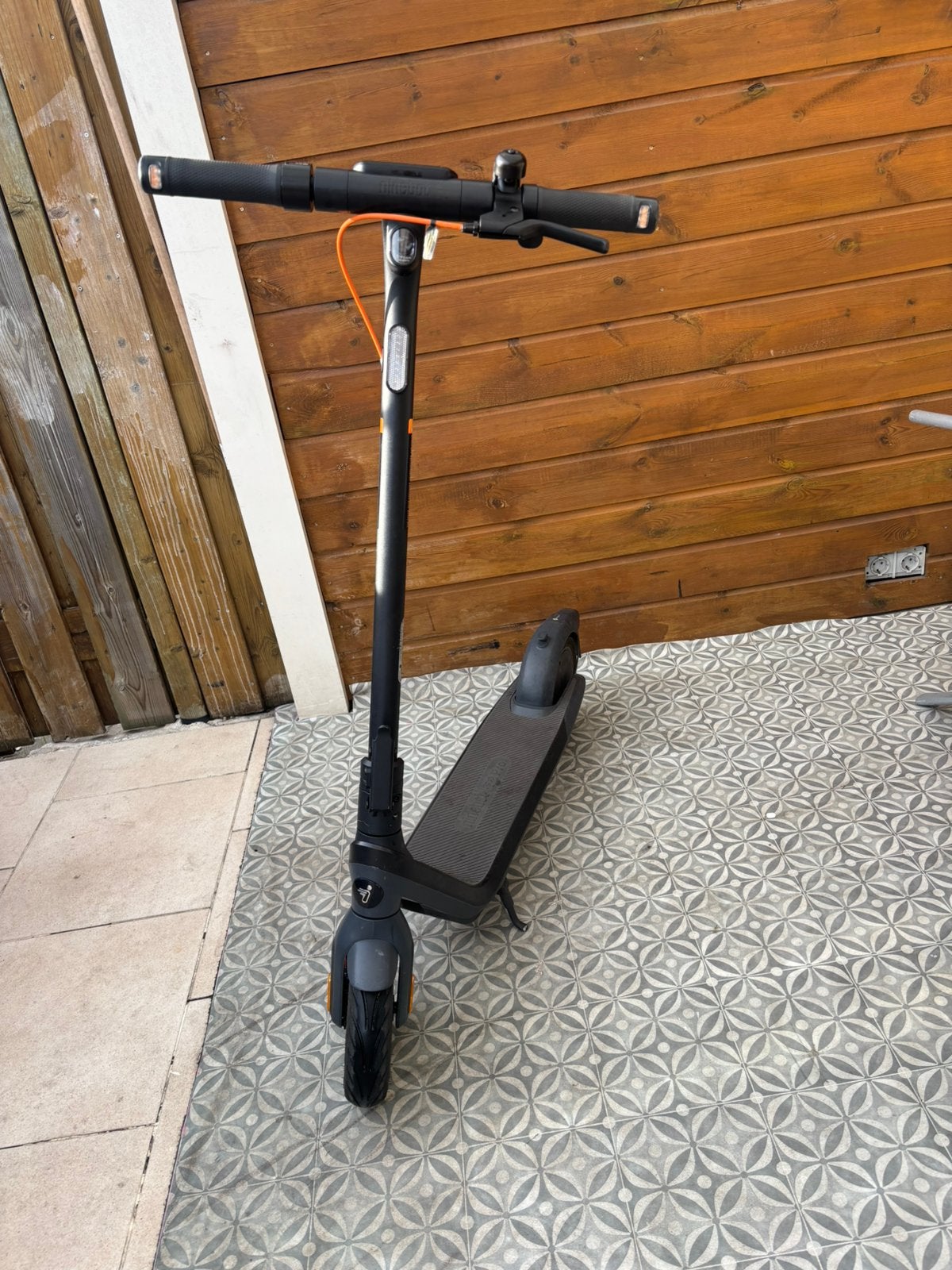 Ninebot e2 pro, Ophalen of Verzenden, Zo goed als nieuw, Elektrische step (E-scooter)