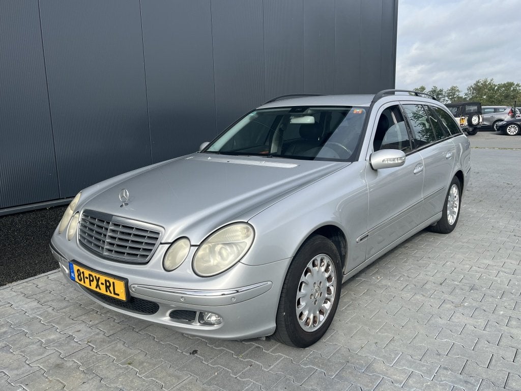 Mercedes-Benz E-Klasse Combi 240 Elegance 2005 Trekhaak, Auto's, Automaat, Achterwielaandrijving, Gebruikt, 2597 cc