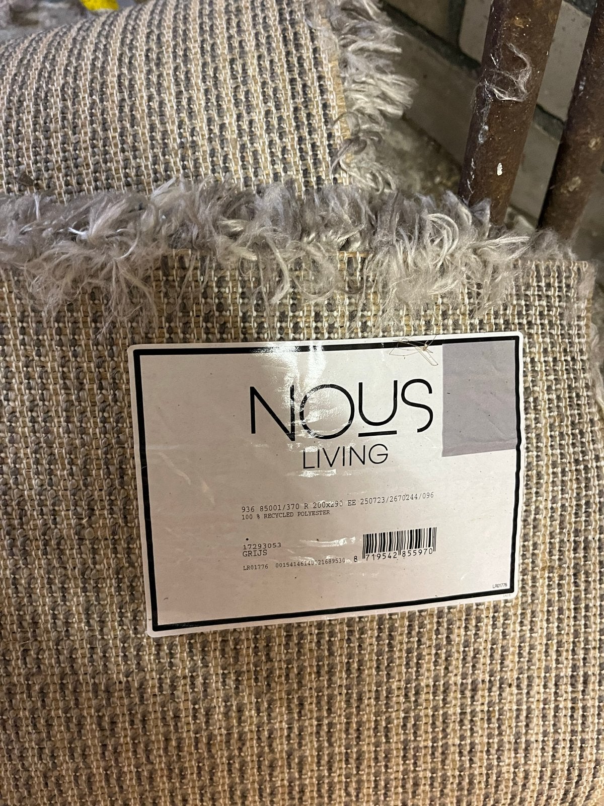Nous Living Vloerkleed - Nieuwstaat, Ophalen, 200 cm of meer, Zo goed als nieuw, 200 cm of meer