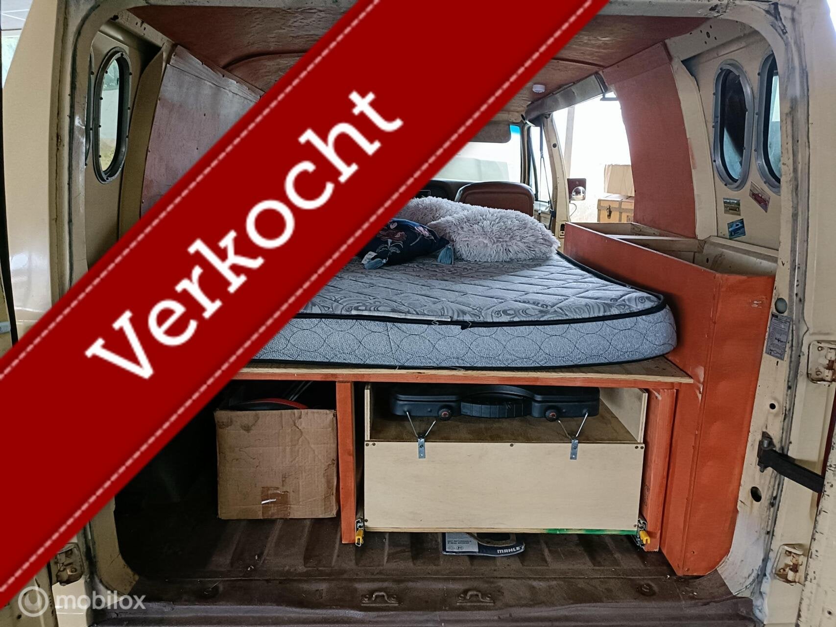 1981 Ford E100 Econoline Shorty Van, foto 12