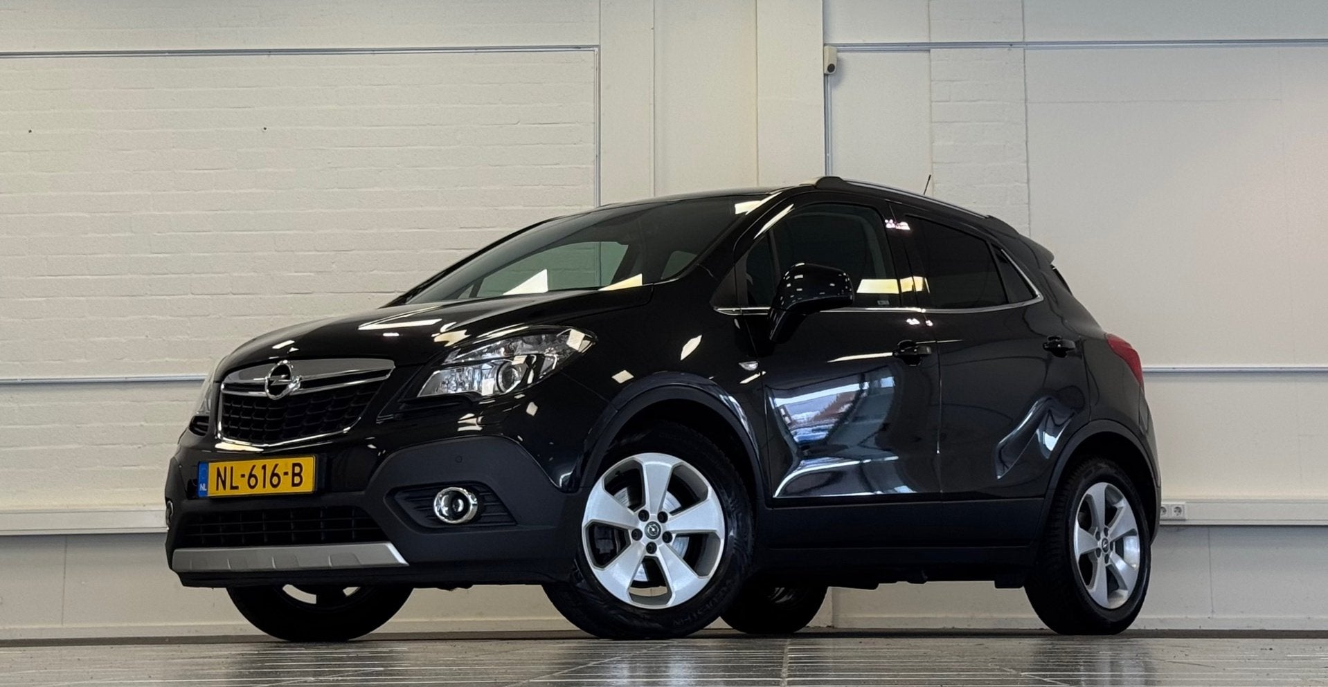 Opel Mokka 1.4 T Innovation Automaat Parkeerhulp Navi Camera, Auto's, Opel, 15 km/l, Gebruikt, Zwart, 1364 cc
