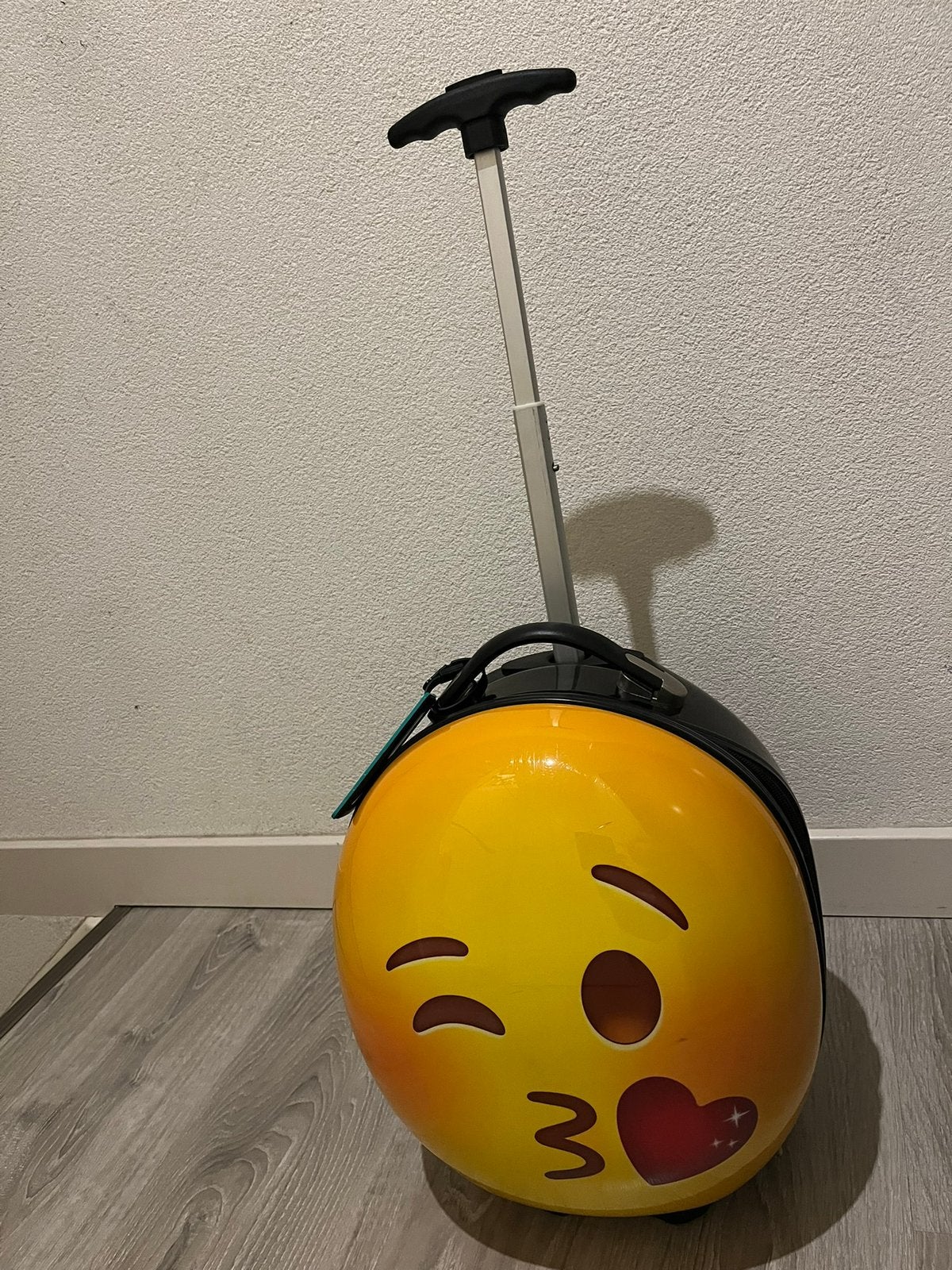Kinder Emoji Kusje, Ophalen, Zo goed als nieuw