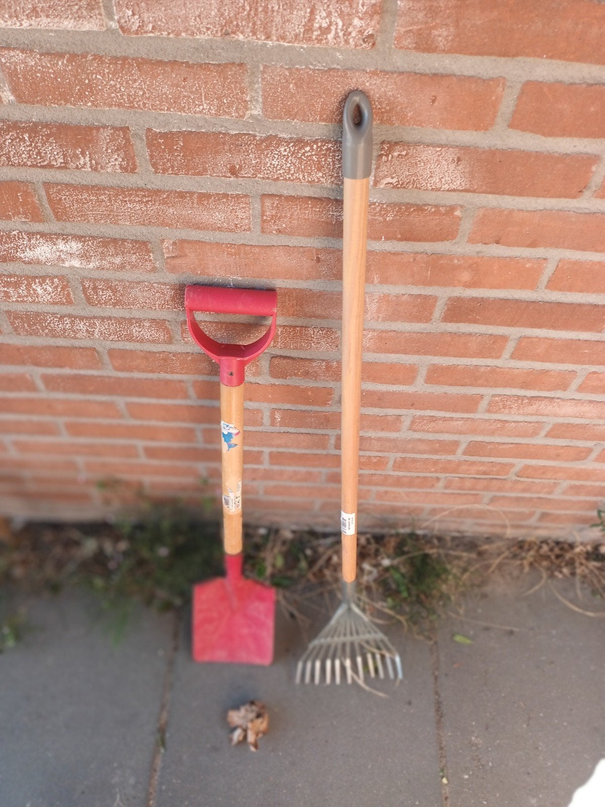 Tuinset: Schop en Hark, Diversen, Rommelmarktspullen, Ophalen of Verzenden, Gebruikt
