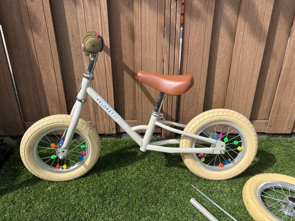 Veloretti tricycle / mini loopfiets Pebble Grey 12 inch, Ophalen of Verzenden, Gebruikt, Terugtraprem, Minder dan 16 inch