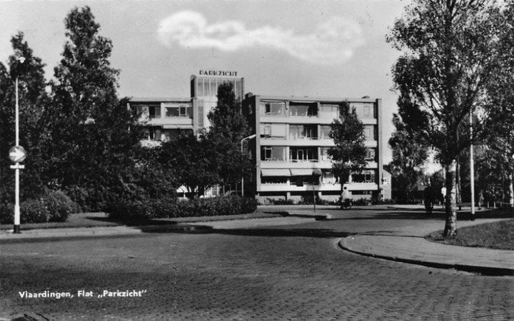 Vlaardingen Flat ,, Parkzicht" jaren 50, Verzenden, 1940 tot 1960, Gelopen, Zuid-Holland