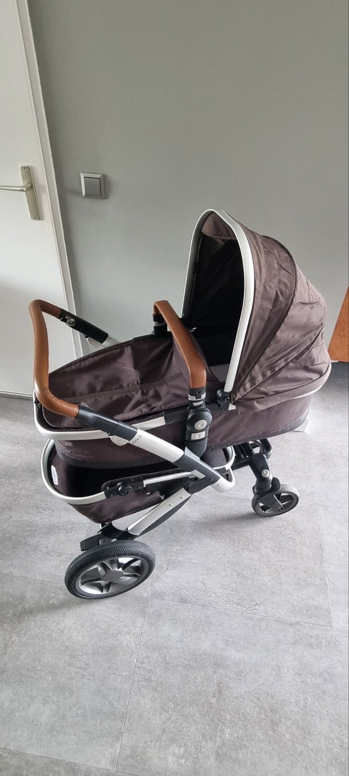 Mooie bruine Joolz Geo2, Gebruikt, Verstelbare duwstang, Ophalen, Kinderwagen