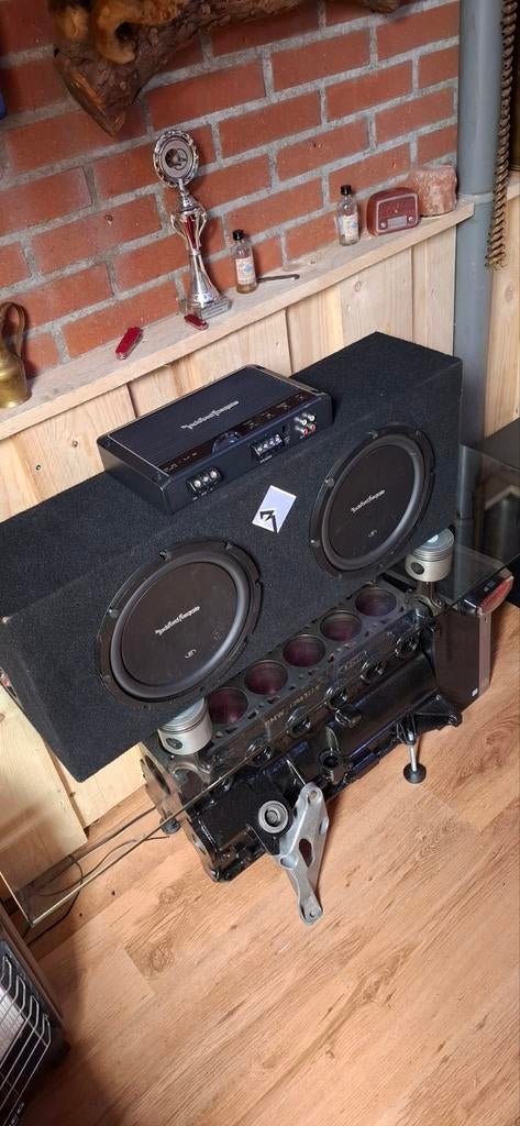 Rockford fosgate subwoofer + versterker, Ophalen