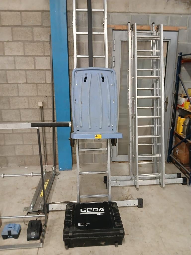 Geda Accu Ladderlift 10M Compleet | €3250 | Direct inzetbaar, Doe-het-zelf en Verbouw, Bouwliften, Zo goed als nieuw, Bouwlift