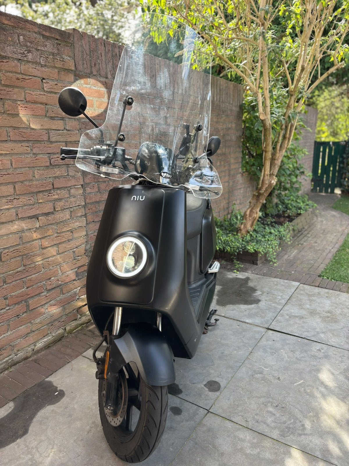 Niu e-scooter 45km n1/sport matzwart (2020), Ophalen, Gebruikt, Maximaal 45 km/u, Elektrisch