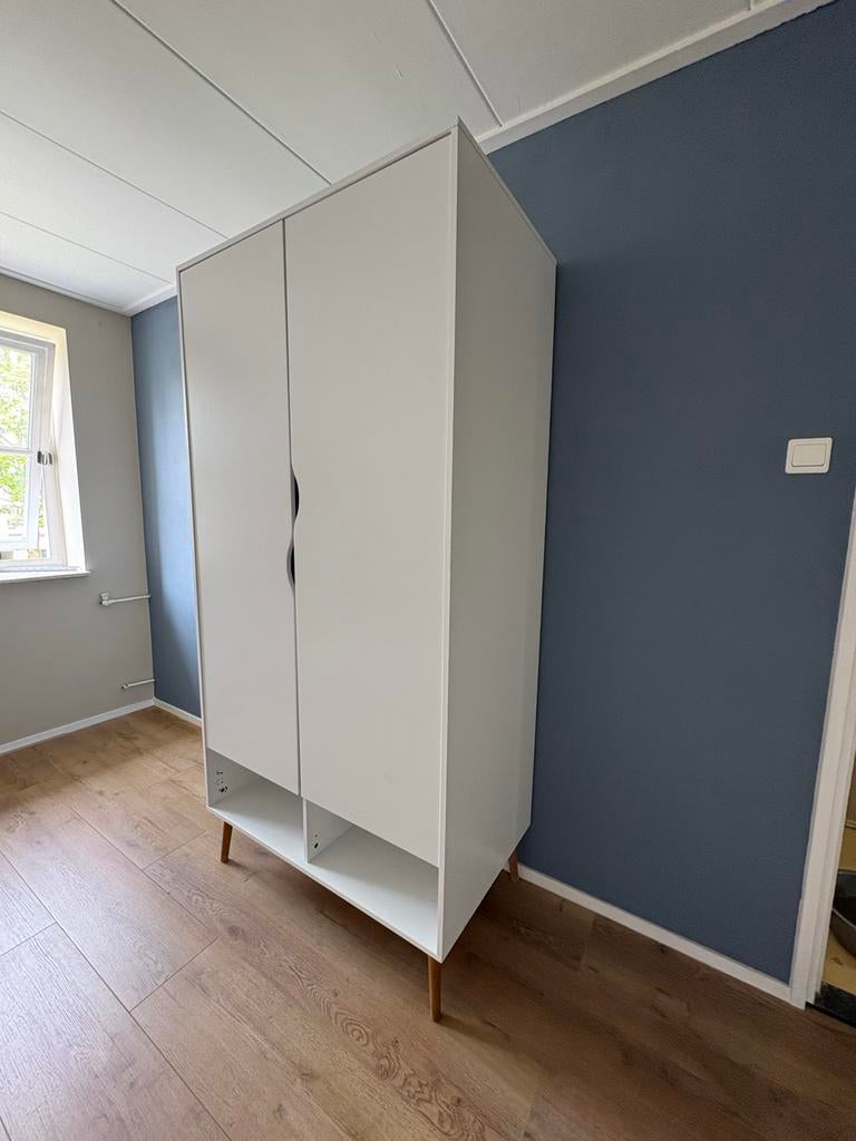 Witte kledingkast 200x80cm, Ophalen, Gebruikt, 200 cm of meer, 50 tot 100 cm
