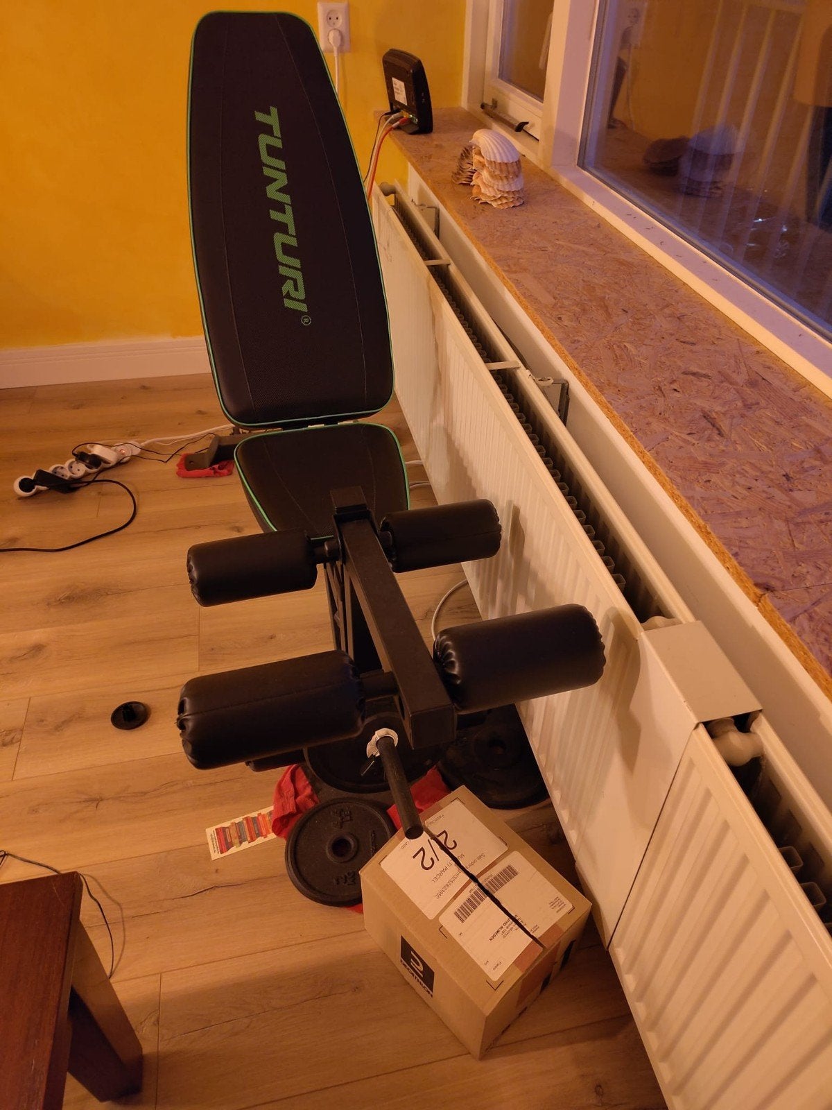Tunturi Fitnessbank met Halterschijven - Zo goed als nieuw, Ophalen, Zo goed als nieuw, Buik, Fitnessbank