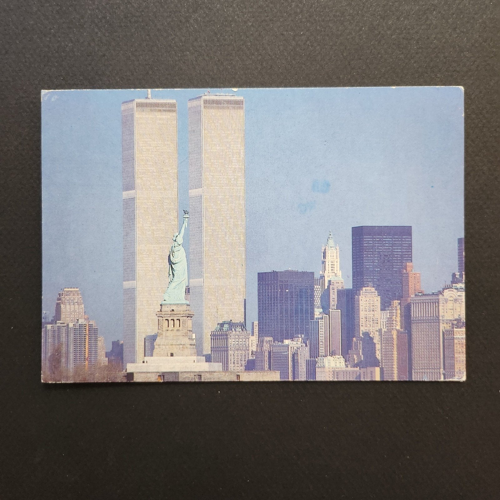 Ansichtkaart New York Vrijheidsbeeld Twin Towers 199, Verzenden, 1980 tot heden, Gelopen