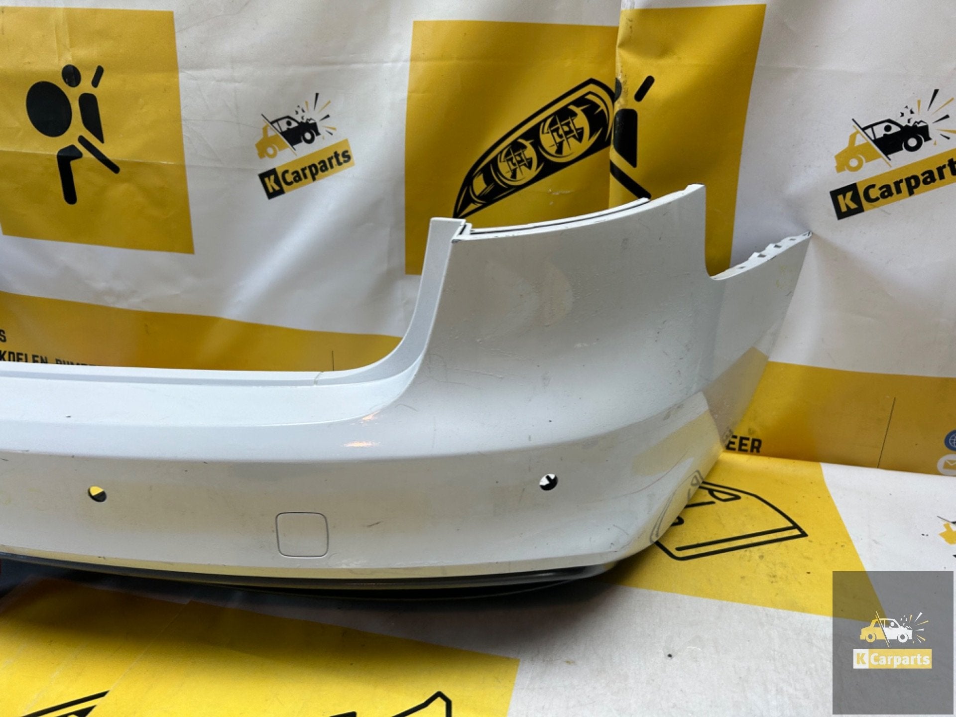 Achterbumper Audi A4 Avant S4 origineel ( 15- 19) 8k9807511, Gebruikt, AUDI AG, Auto-Union-Strasse 1
85045  Ingolstadt, DE, Bumper