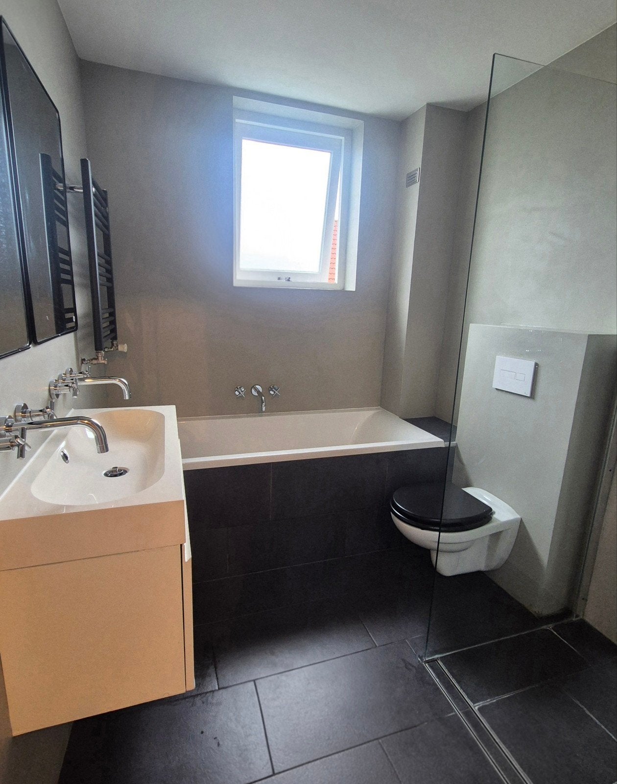 Complete badkamer [Zelf demonteren!], Huis en Inrichting, Badkamer | Complete badkamers, Ophalen, Gebruikt, Met douche