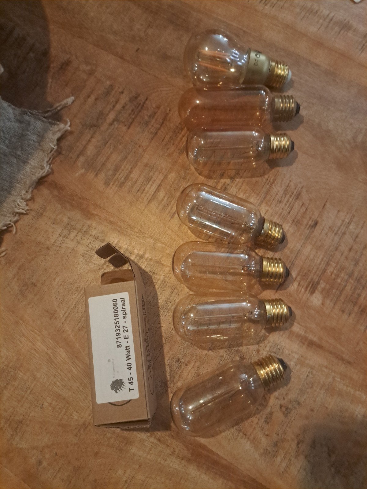 Set van 8E27 spiraal gloeilampen ( gebruikt), 30 tot 60 watt, Gloeilamp, Zo goed als nieuw, E27 (groot)