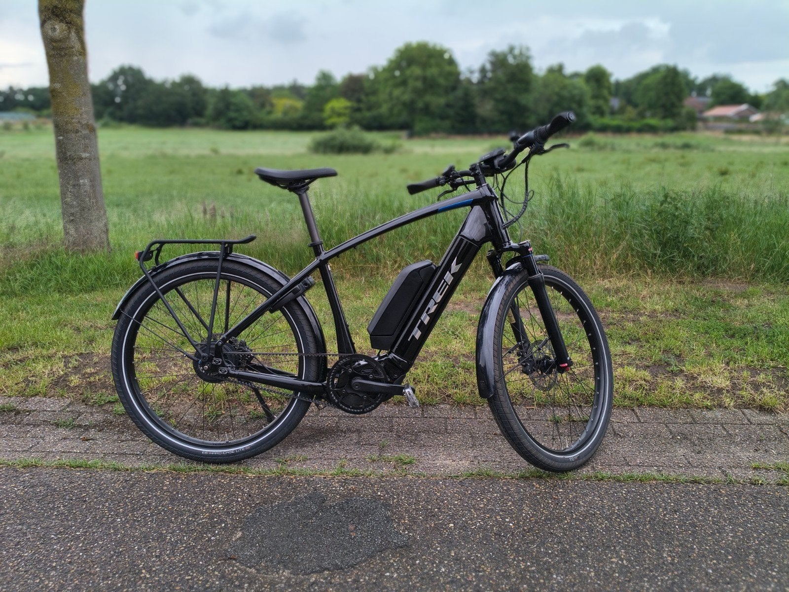 Trek Allant+ 9 E-bike–Maat L–625Wh accu + 500Wh Range Boost, Fietsen en Brommers, Elektrische fietsen, Ophalen, Zo goed als nieuw