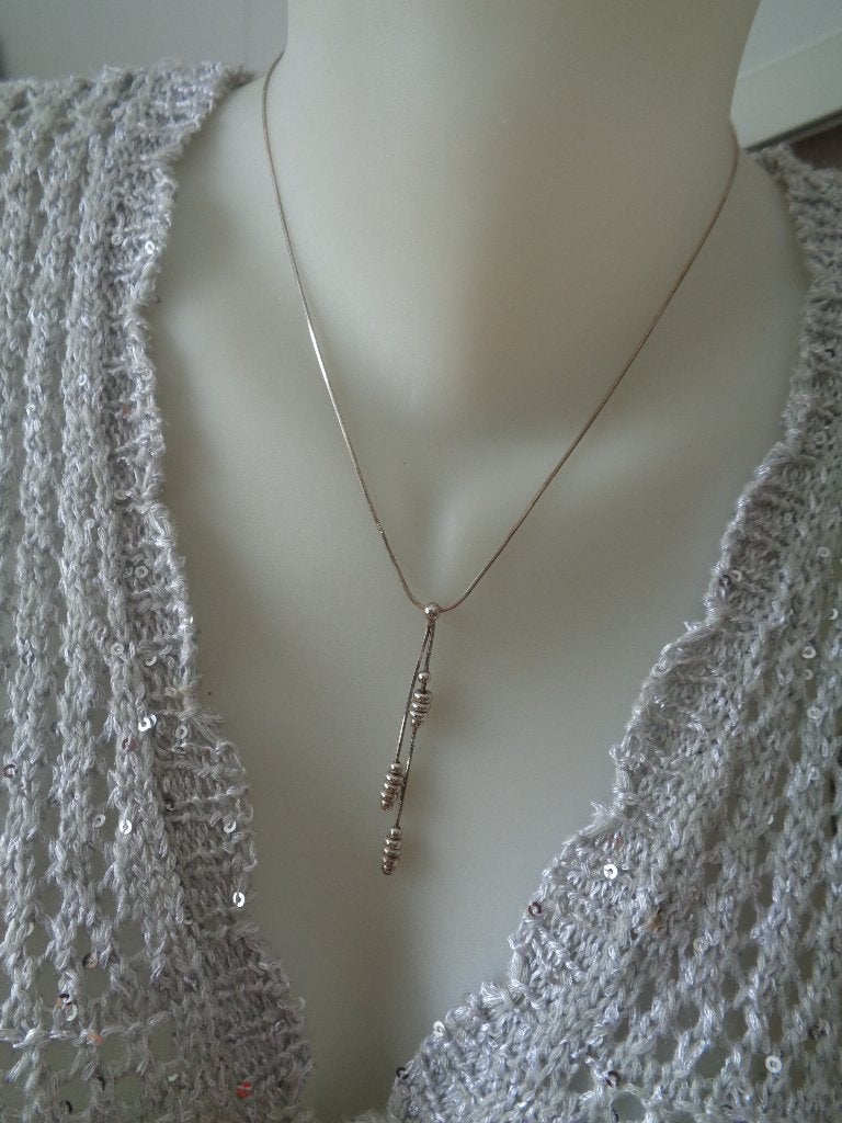 zilveren koord ketting met lange hanger [143], Met hanger, Verzenden, Zo goed als nieuw, Zilver