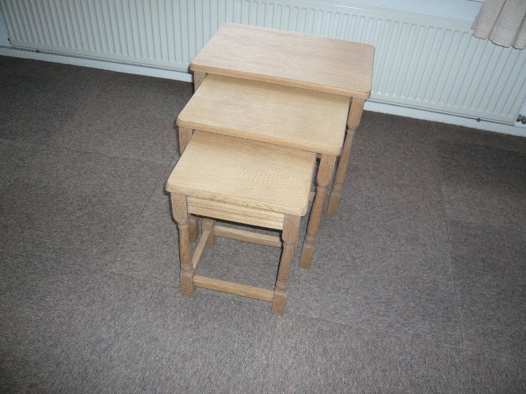 Eiken Houten Mini Setje., Huis en Inrichting, Tafels | Bijzettafels, Ophalen, Minder dan 55 cm, Vierkant, Zo goed als nieuw