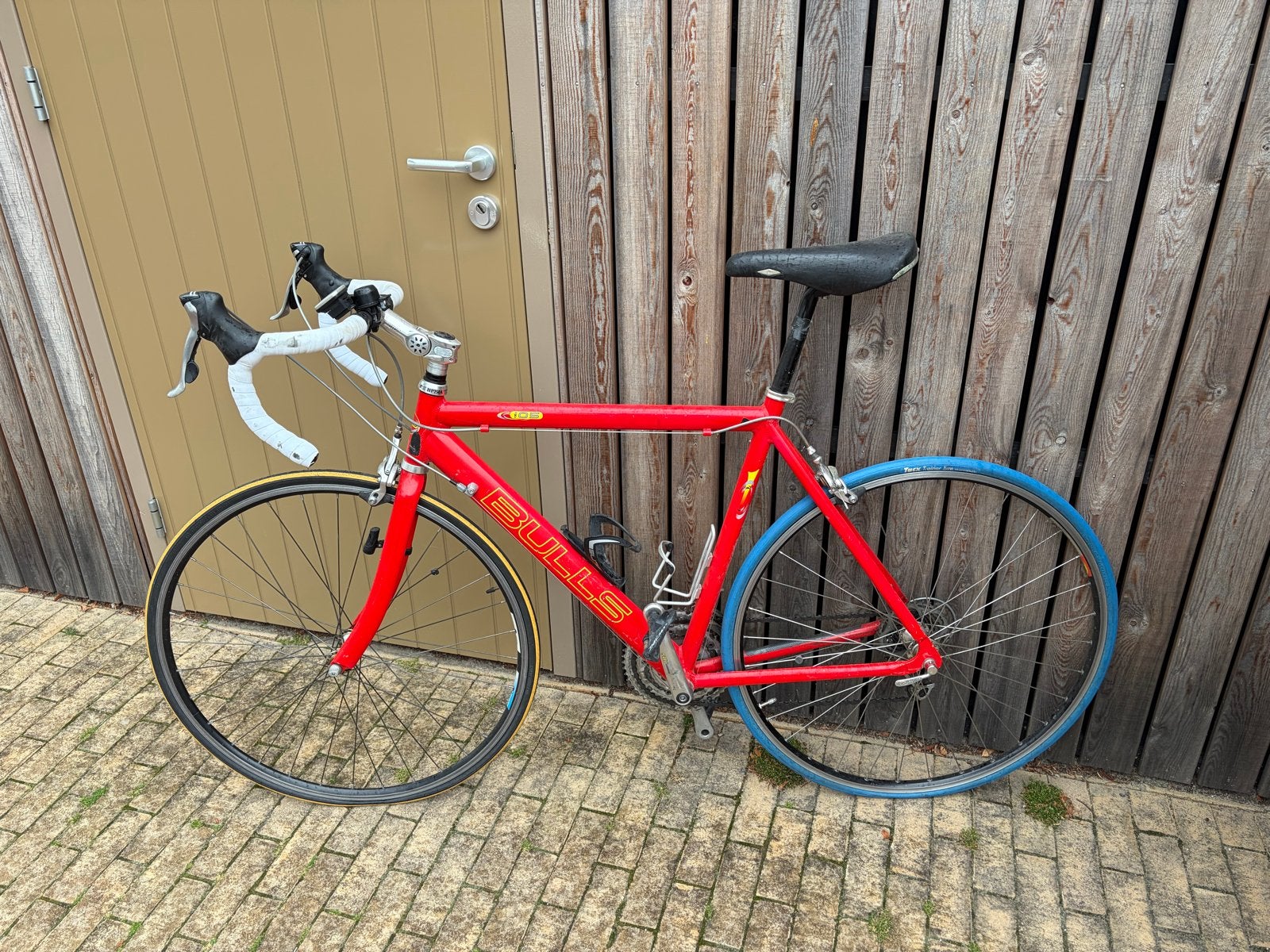 Bulls racefiets - zsm ophalen- mag voor klein prijsje weg, Gebruikt, 10 tot 15 versnellingen, Velgrem, Aluminium