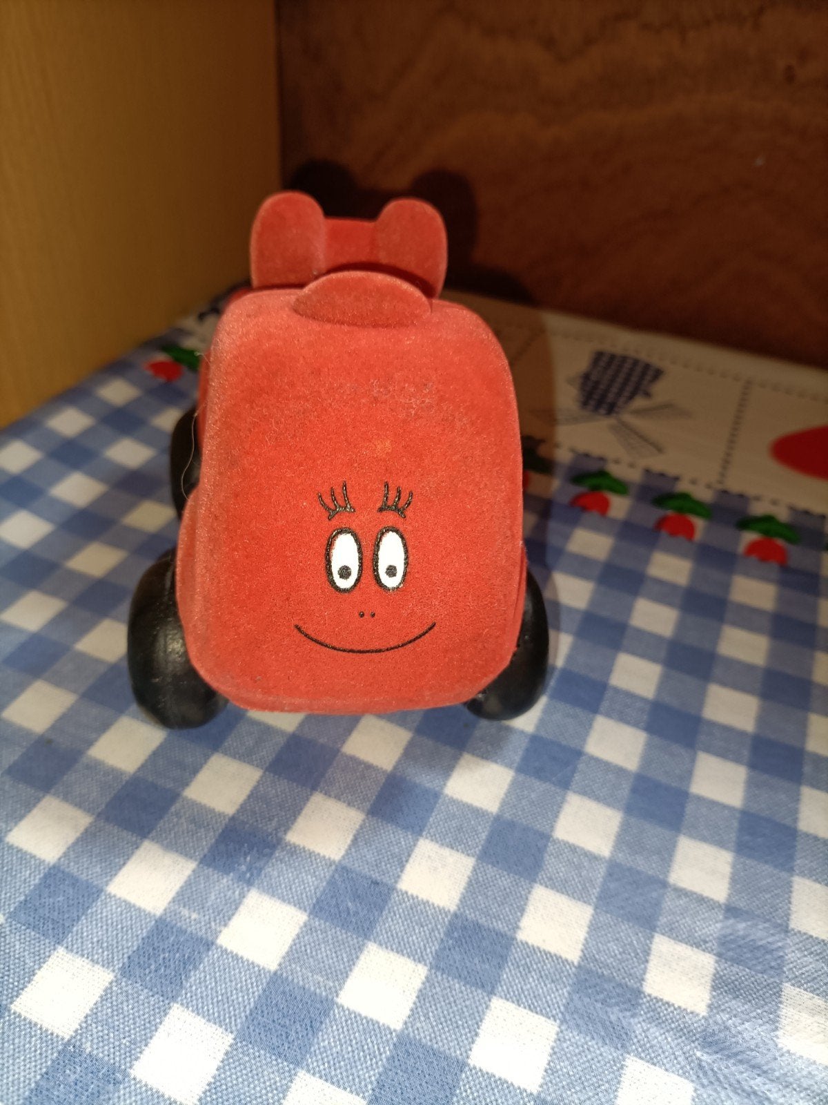 Barbapapa brandweerauto knuffel rood van stof, Ophalen of Verzenden, Zo goed als nieuw, Overige typen