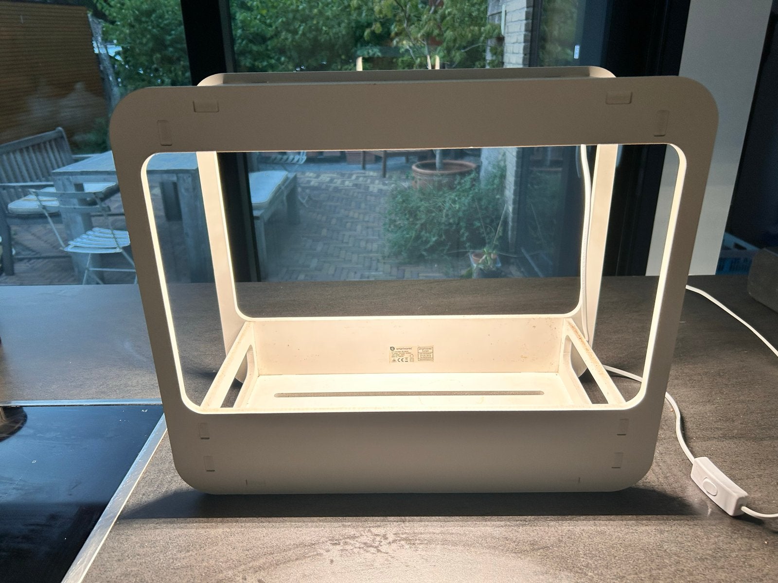 Smartwares Kweekbak met LED Kweeklamp, Tuin en Terras, Kweekspullen, Ophalen of Verzenden, Gebruikt, Kweekbak