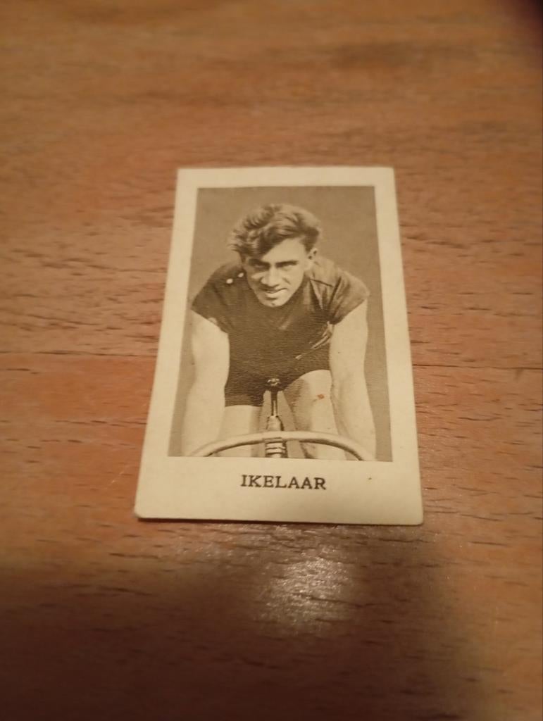 Vintage Ikelaar ex-kampioen lange afstand Plaatje, Ophalen of Verzenden, Voor 1940