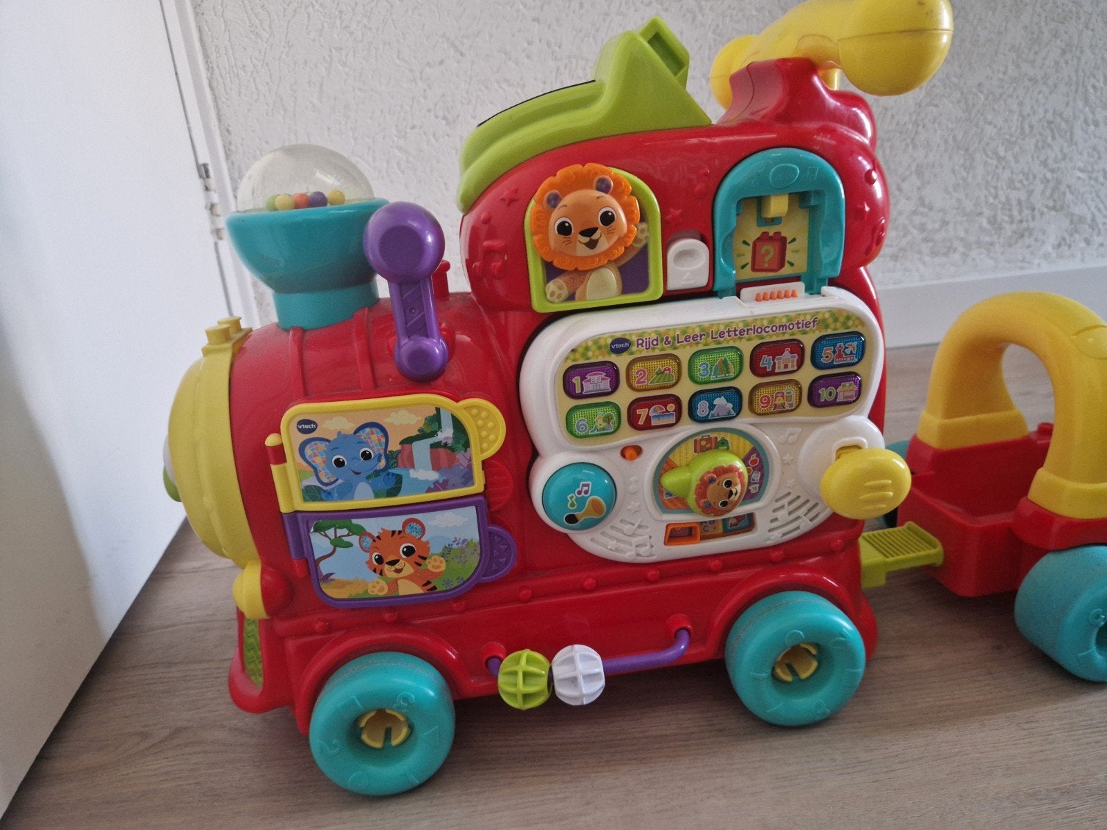 VTech Rups- en Leerlocomotief met aanhanger, Kinderen en Baby's, Speelgoed | Vtech, Ophalen of Verzenden, Gebruikt, 6 maanden tot 2 jaar