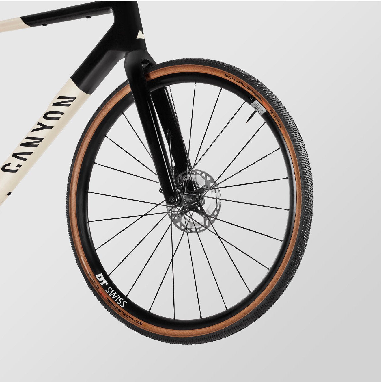 Foto 17 van Canyon grail CF SL 8 maat M