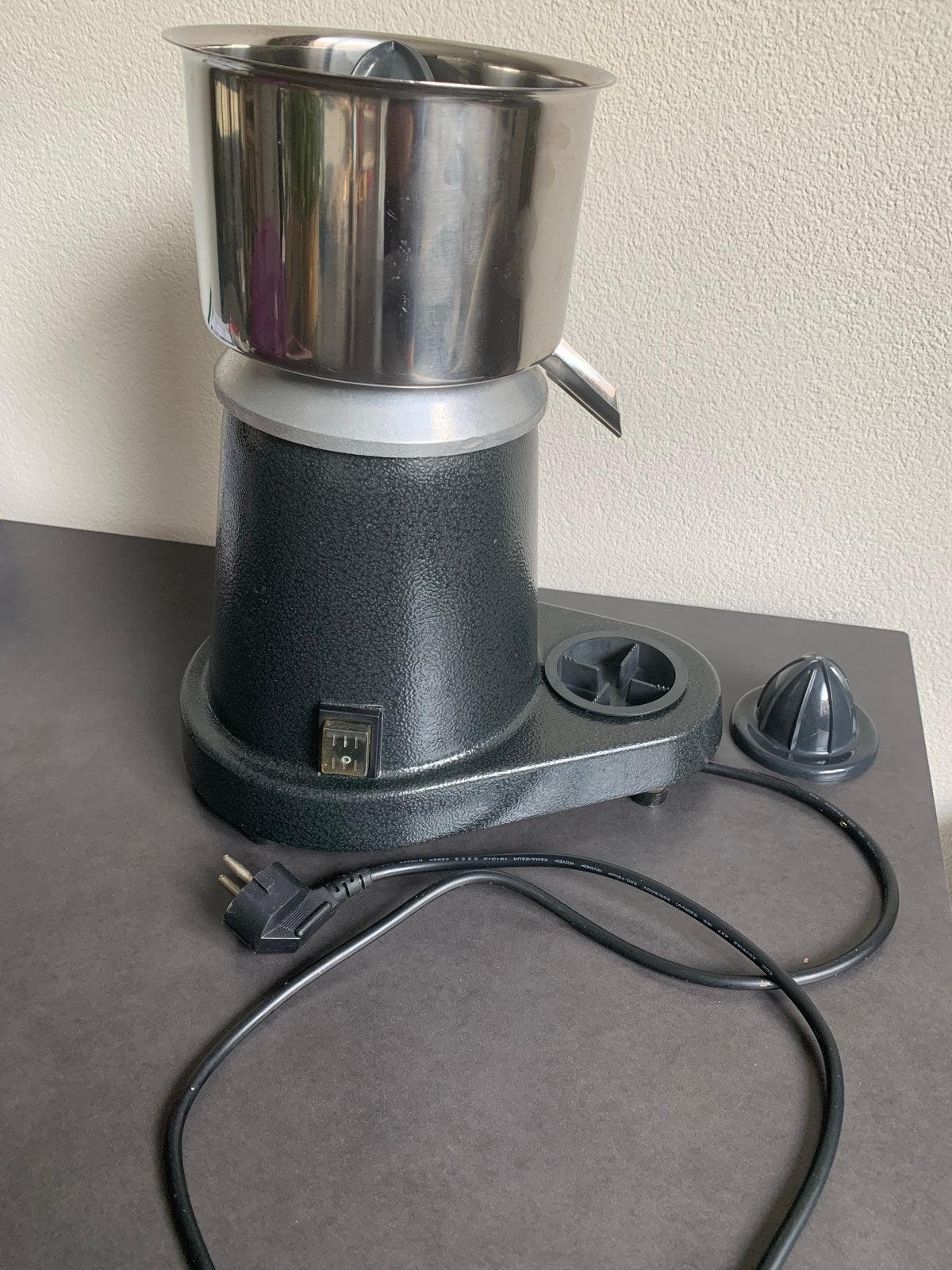 Professionele Citruspers - Krachtig en Duurzaam, Ophalen of Verzenden, Zo goed als nieuw, Vaatwasserbestendig, Minder dan 1 liter