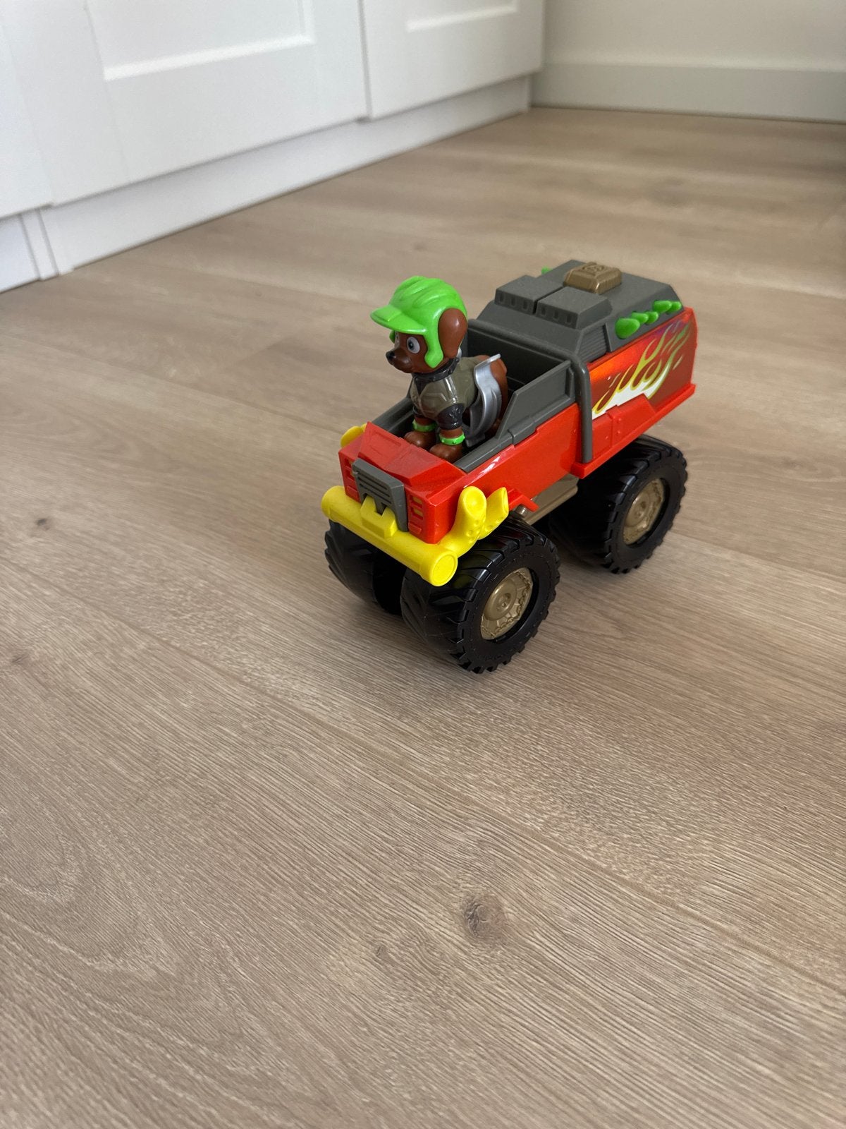 Paw Patrol Tracker Jungle Cruiser Speelgoedauto, Ophalen of Verzenden, Gebruikt