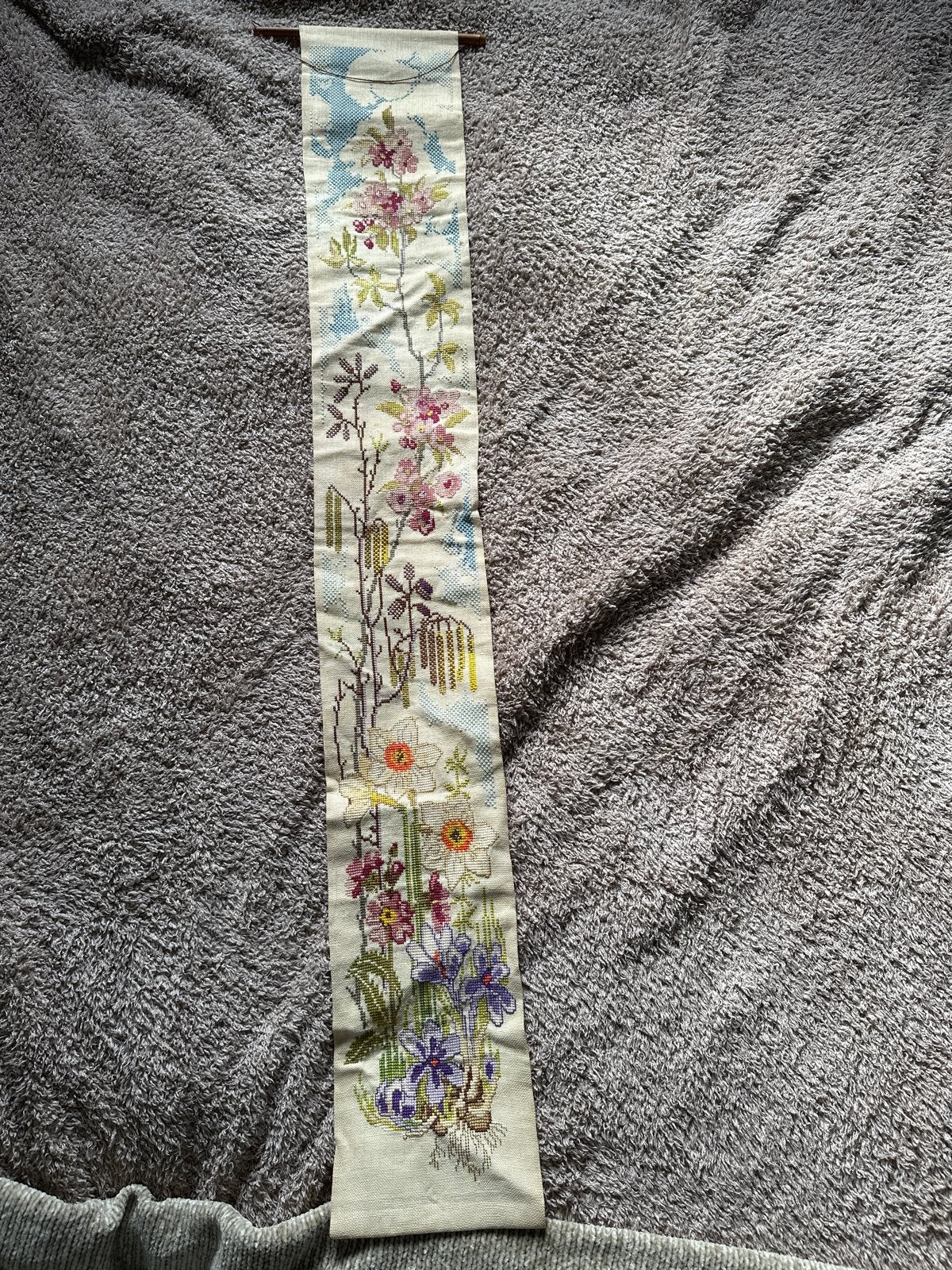 Geborduurde schellekoord met bloemen en takken, Ophalen of Verzenden