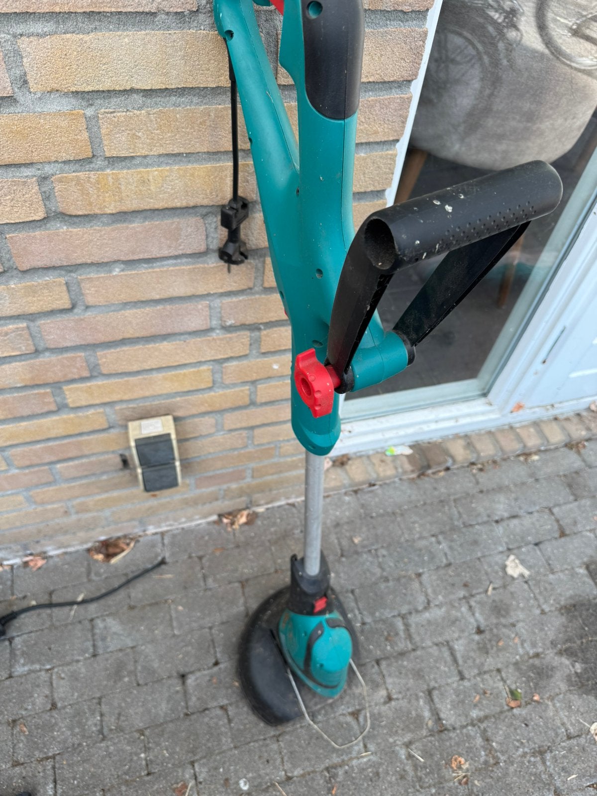 Bosch elektrische trimmer ART 24 - 400W 24cm, Tuin en Terras, Ophalen, Zo goed als nieuw, Elektrisch
