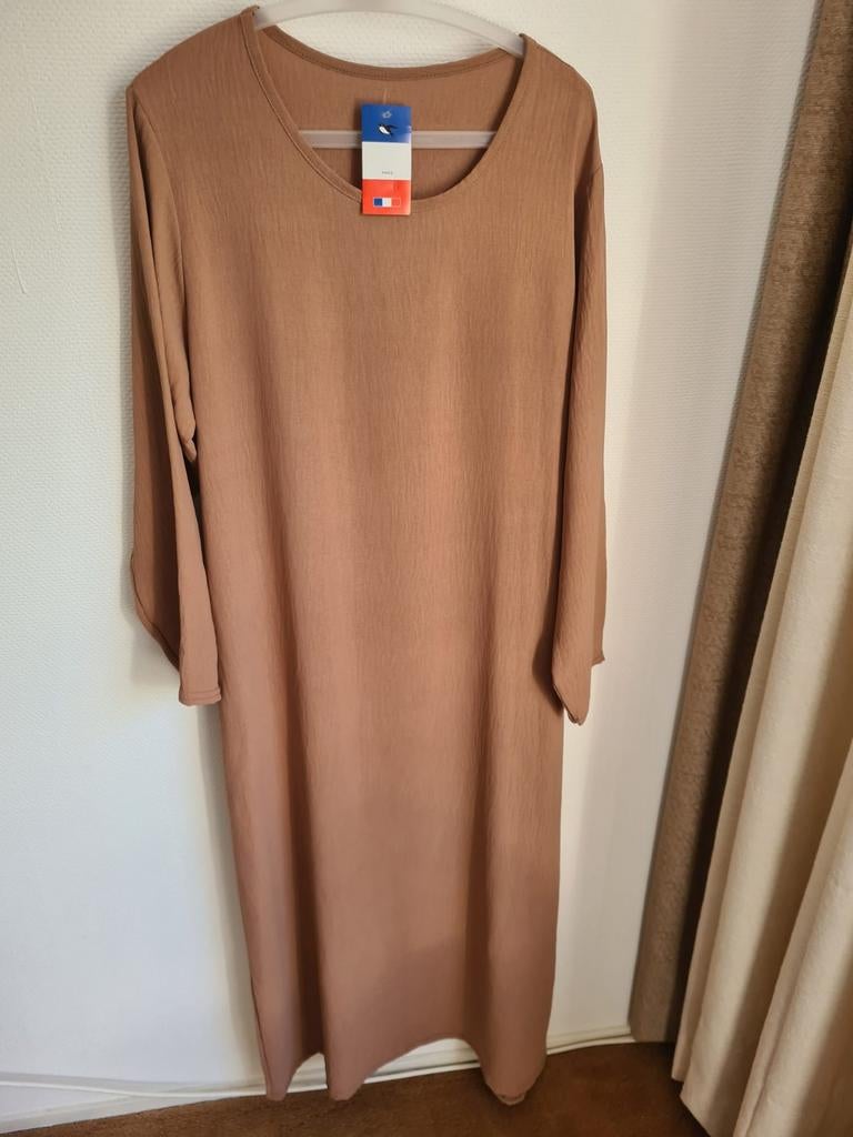 camel jurk maat 40 t/m 46 nieuw, Overige kleuren, Maat 42/44 (L), Nieuw, Ophalen of Verzenden